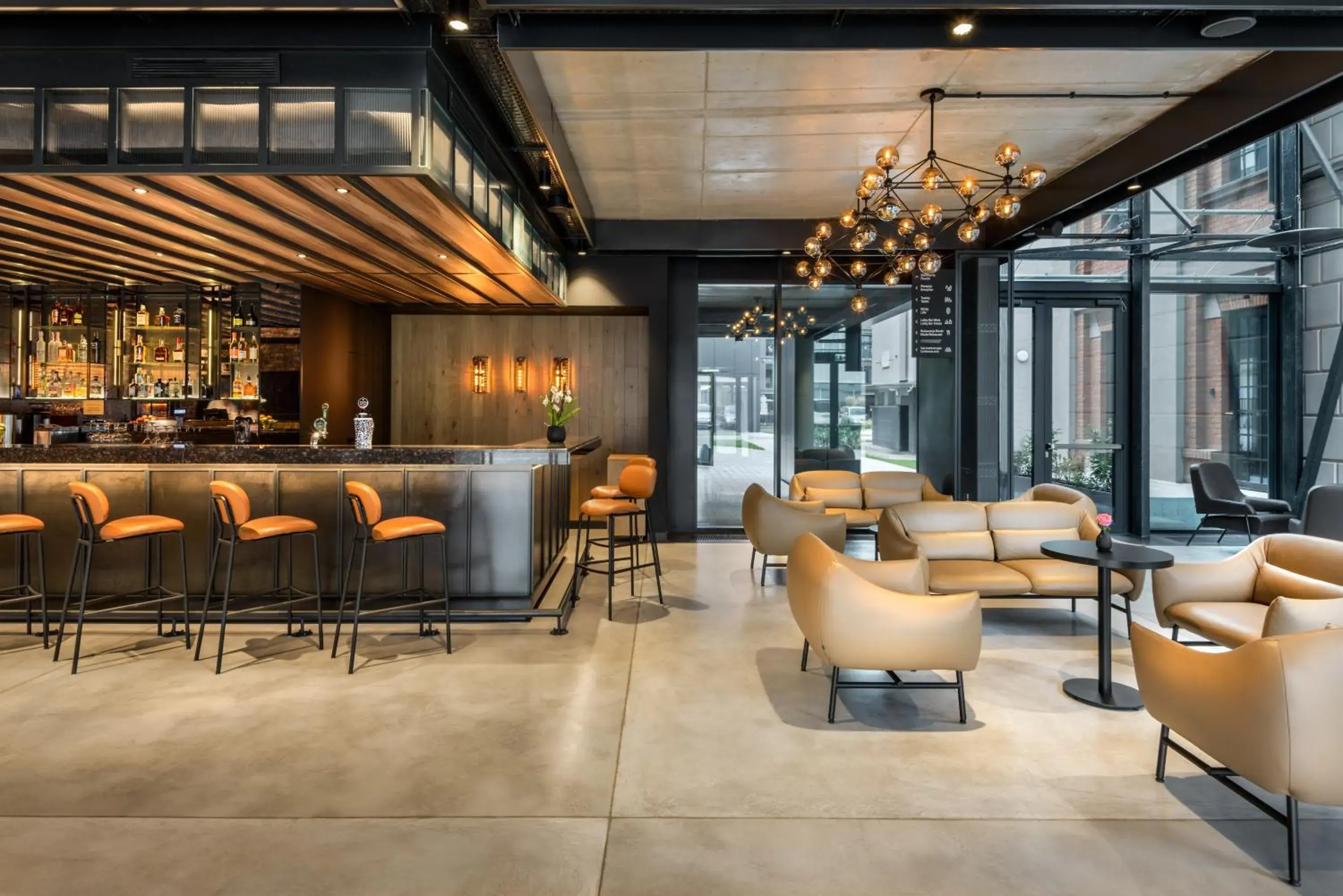 Lounge or bar in Barceló Warsaw Powiśle Lounge or bar in Barceló Warsaw Powiśle