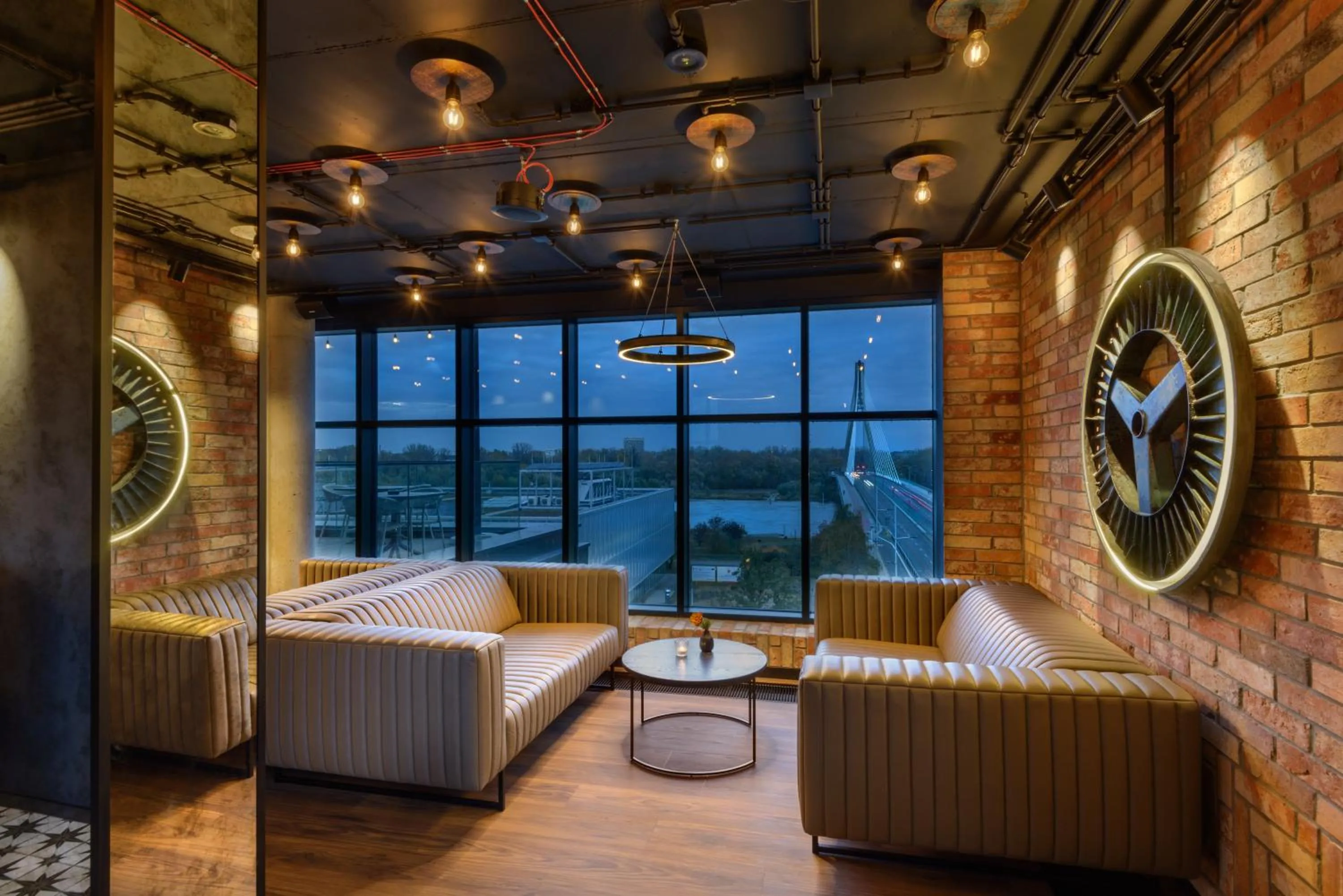 Lounge or bar in Barceló Warsaw Powiśle