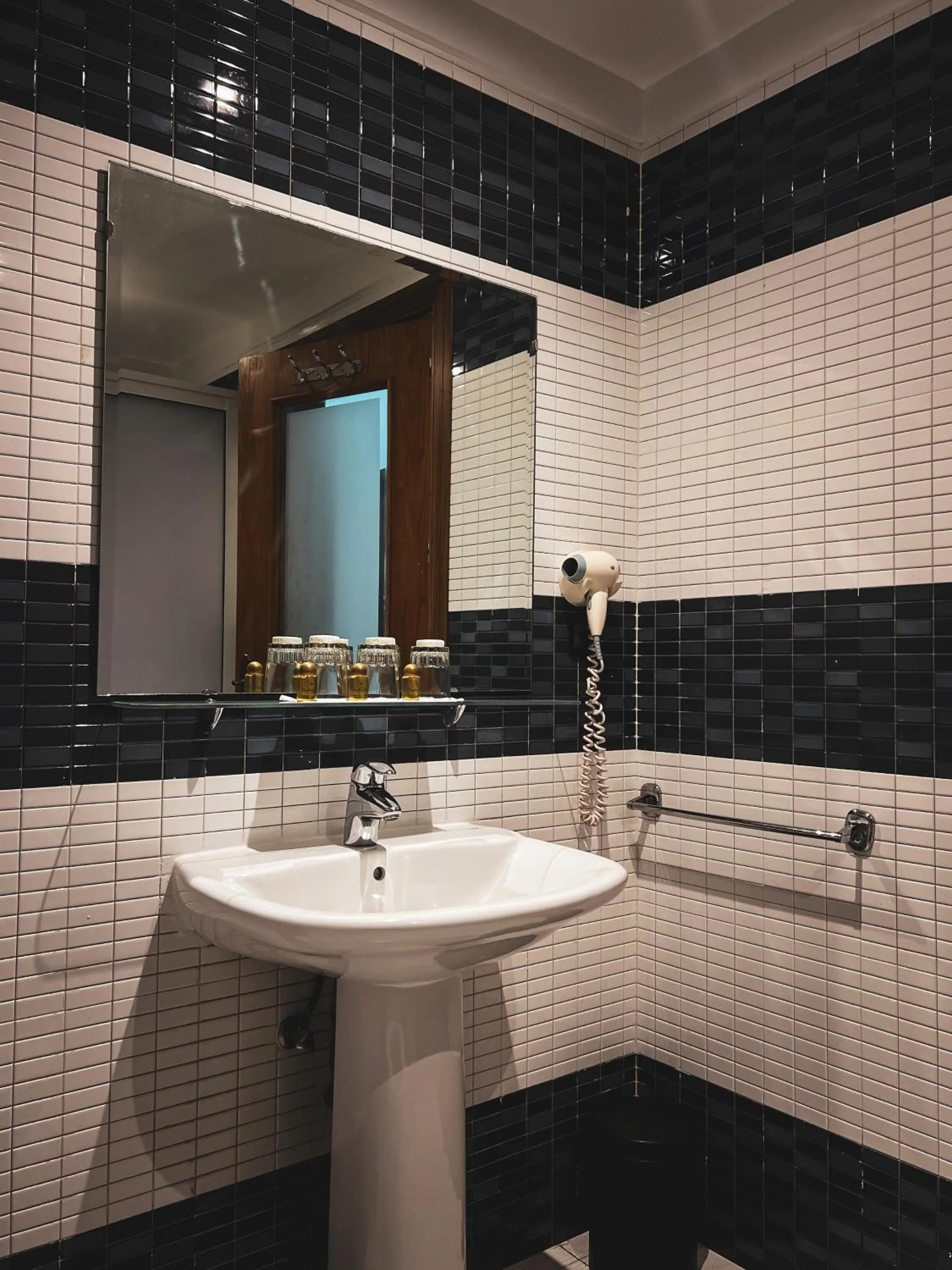 Bathroom in Hôtel Rembrandt