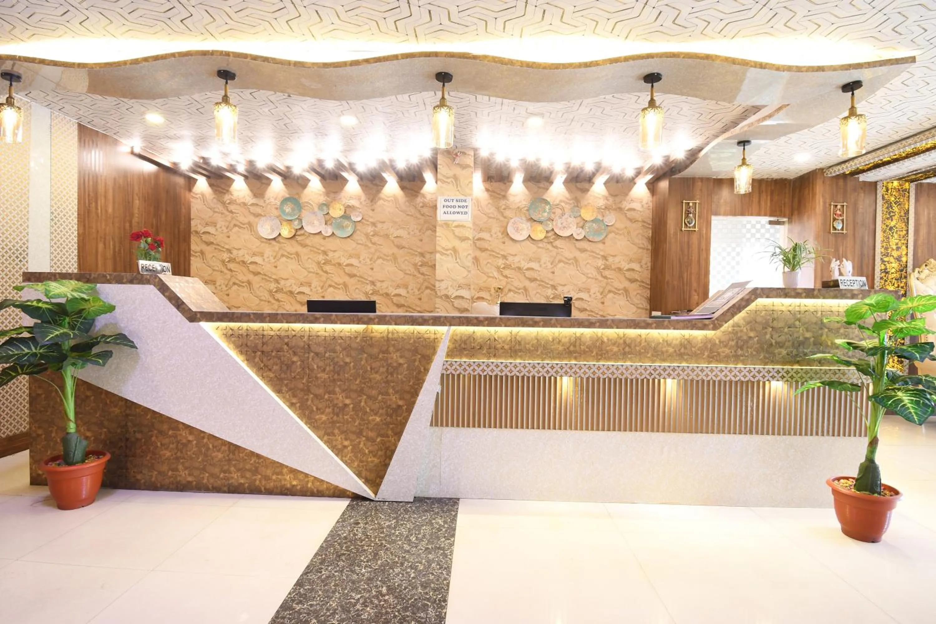 Lobby or reception in Hotel Jyoti International