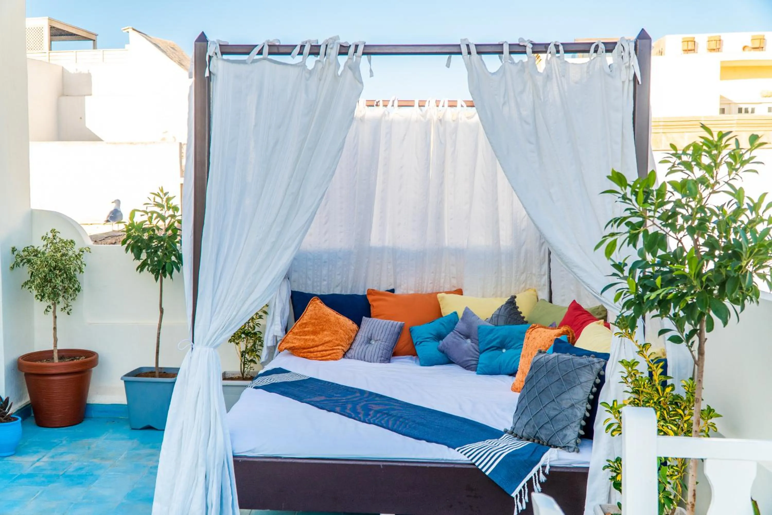 Day, Bed in ArtHouse Cinema Hotel