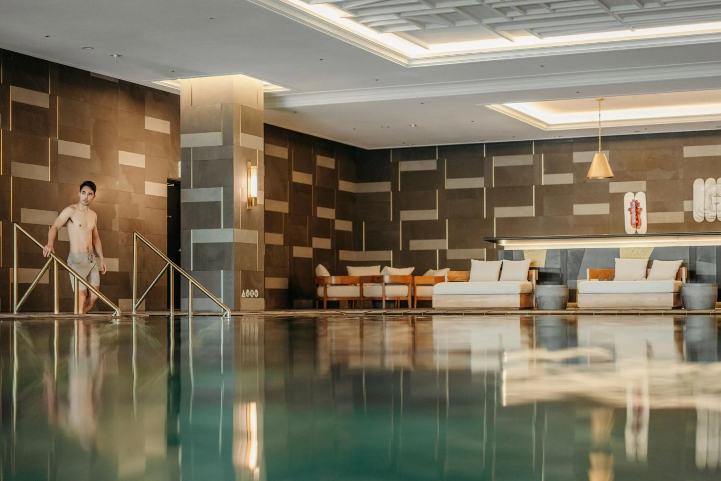 Swimming pool in JW Marriott Jeju Resort & Spa