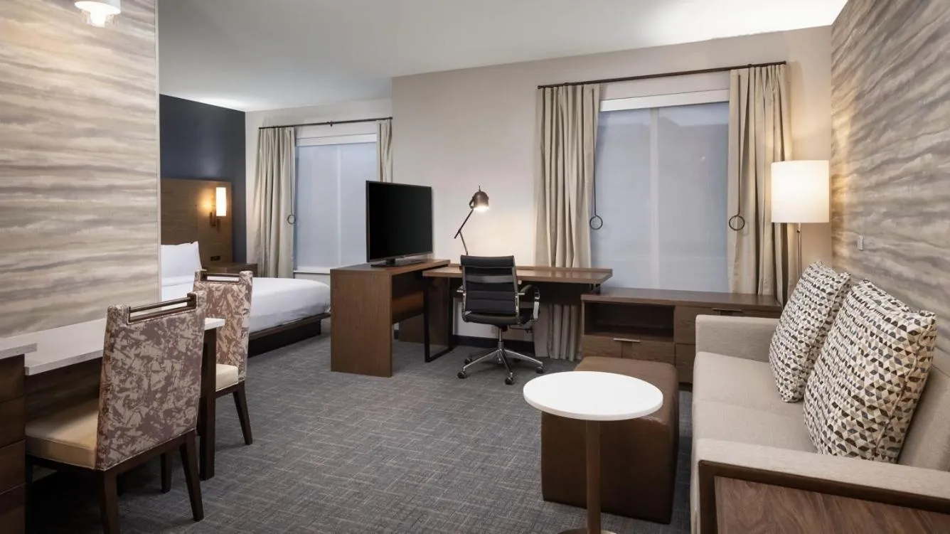 TV and multimedia in Residence Inn by Marriott Denver Aurora