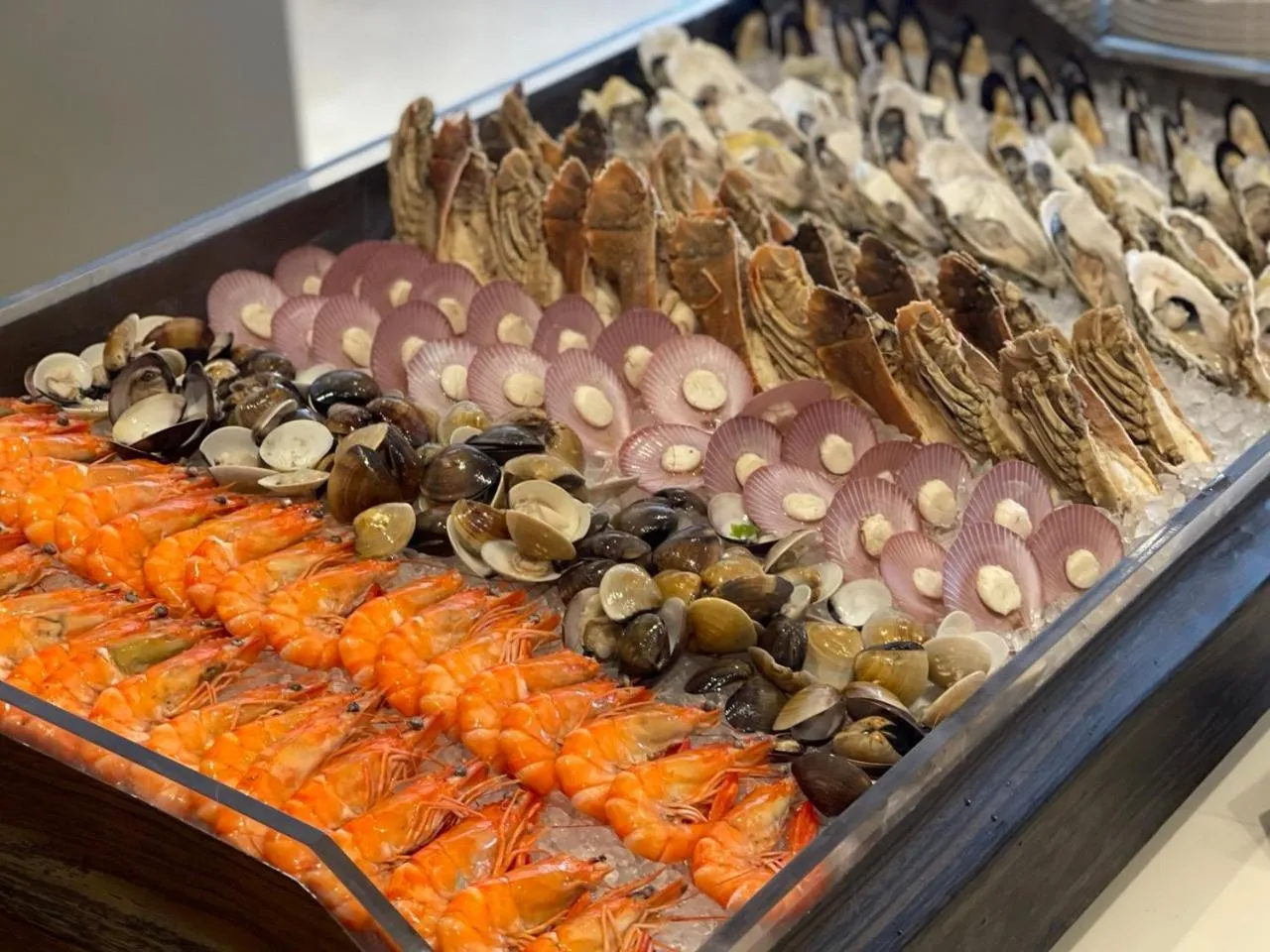 Food and drinks in Courtyard by Marriott Melaka