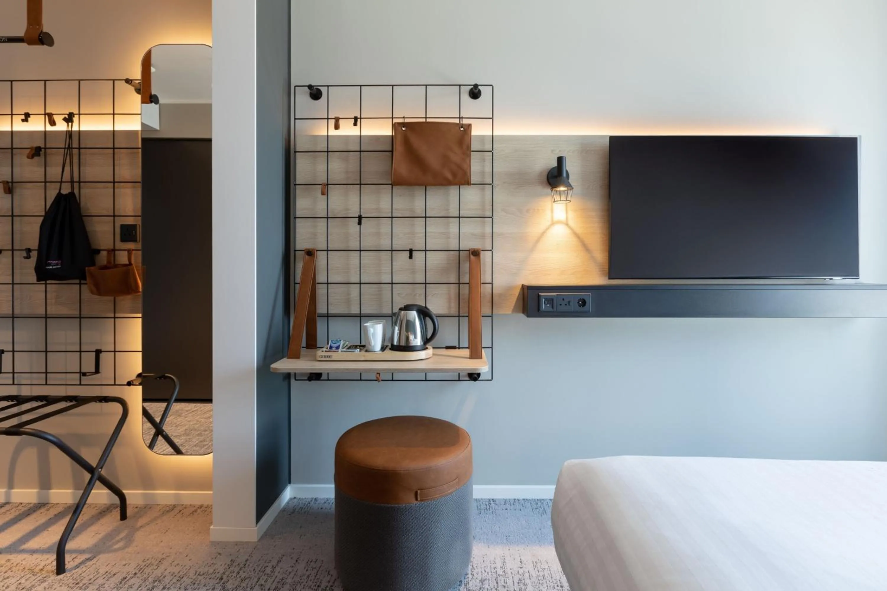 Bedroom, Bed in Moxy Plymouth