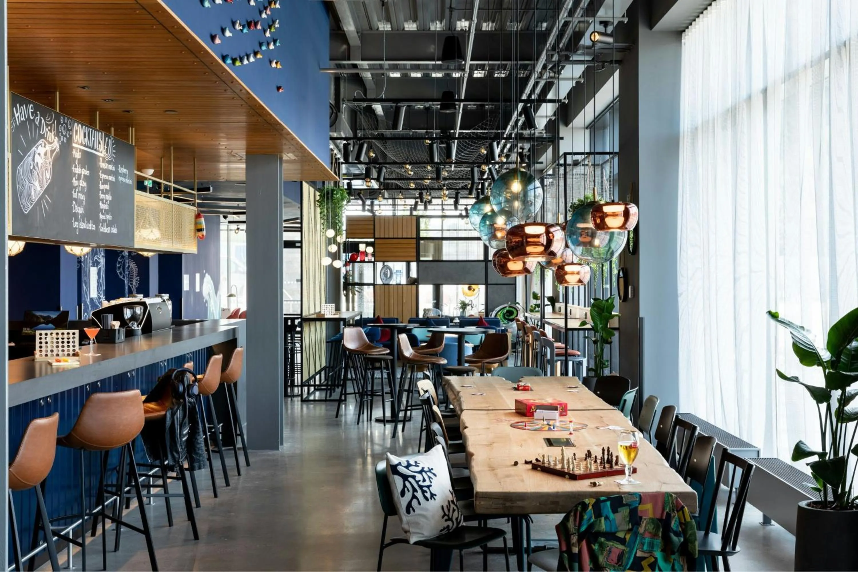 Lounge or bar in Moxy Plymouth