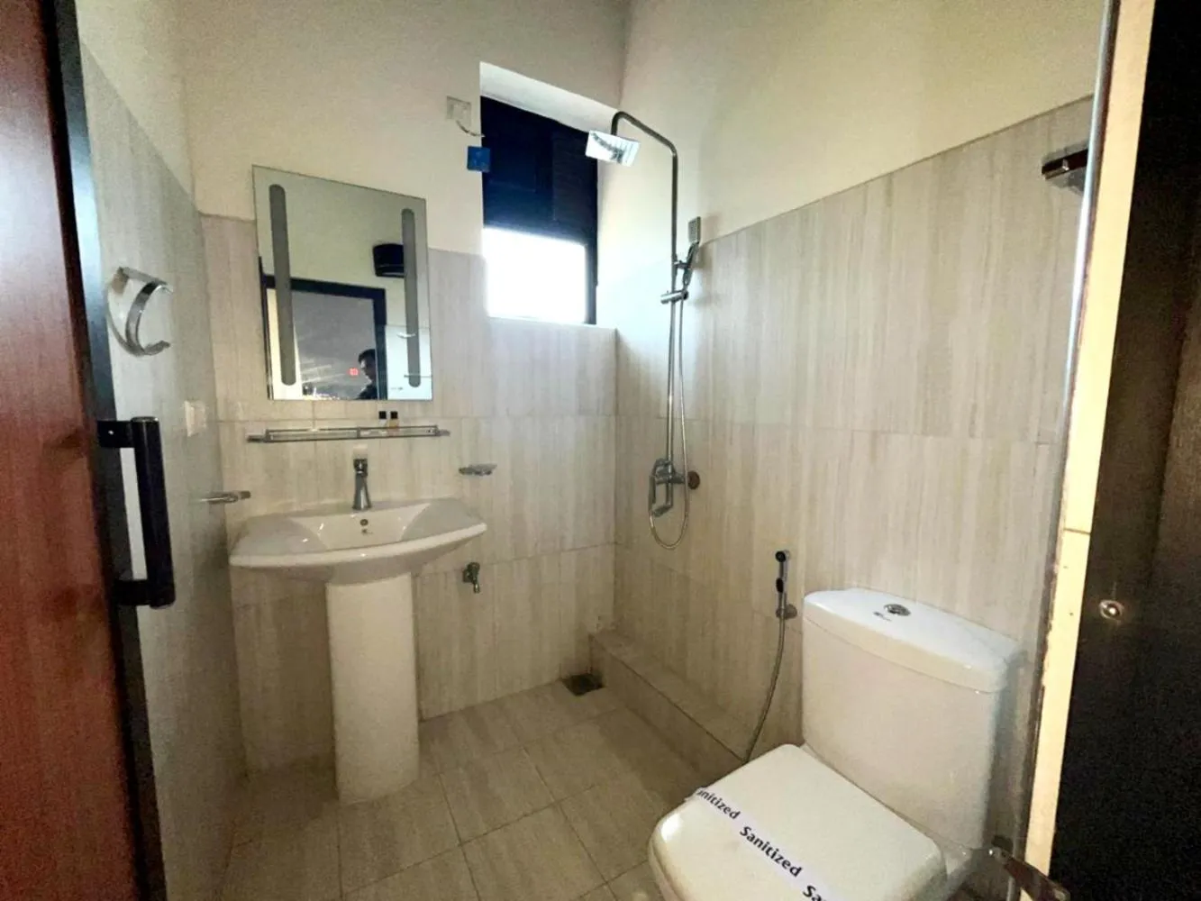 Bathroom in Hotel Sky Gate kandy