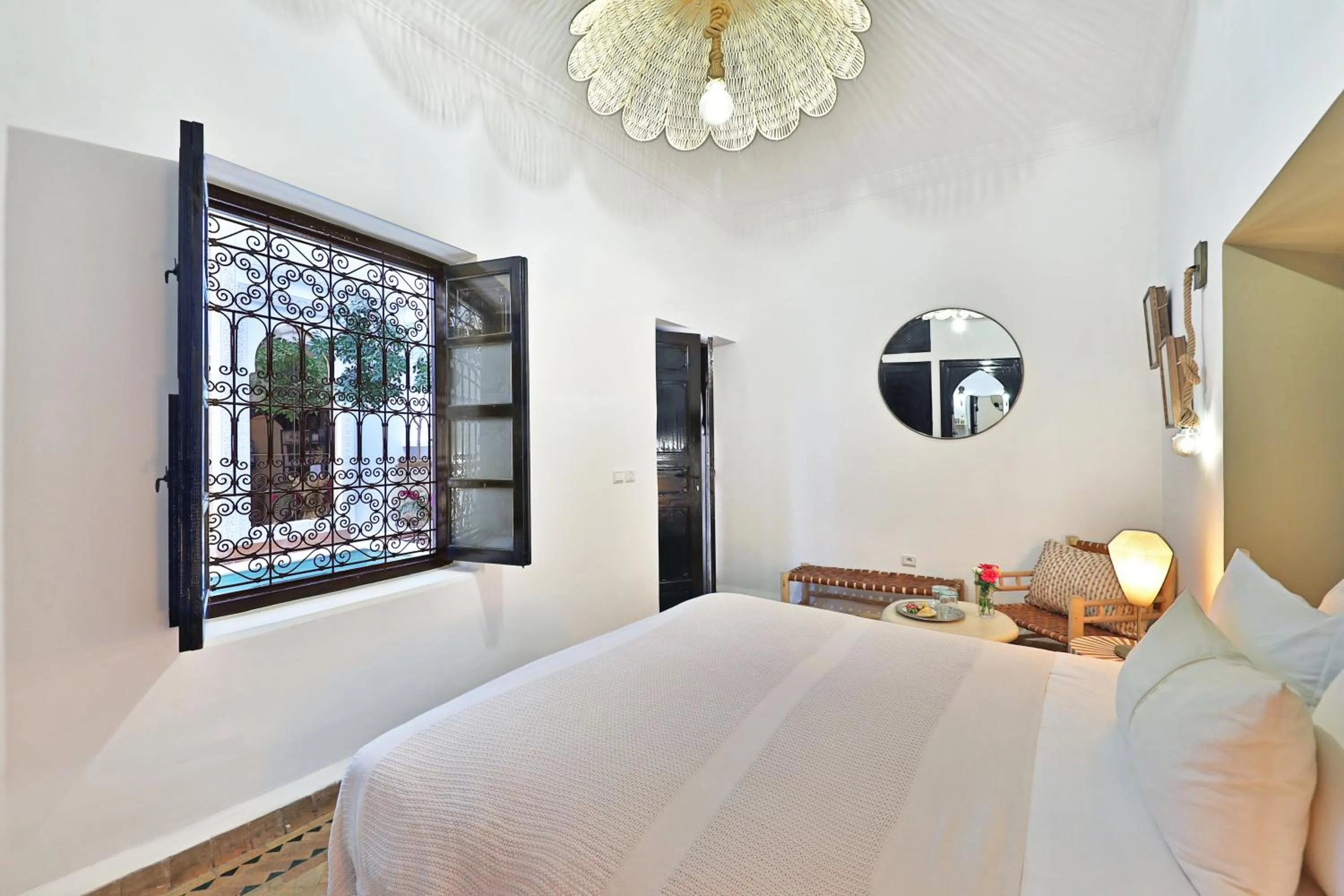 Photo of the whole room, Bed in Riad Dar Beldia and Spa