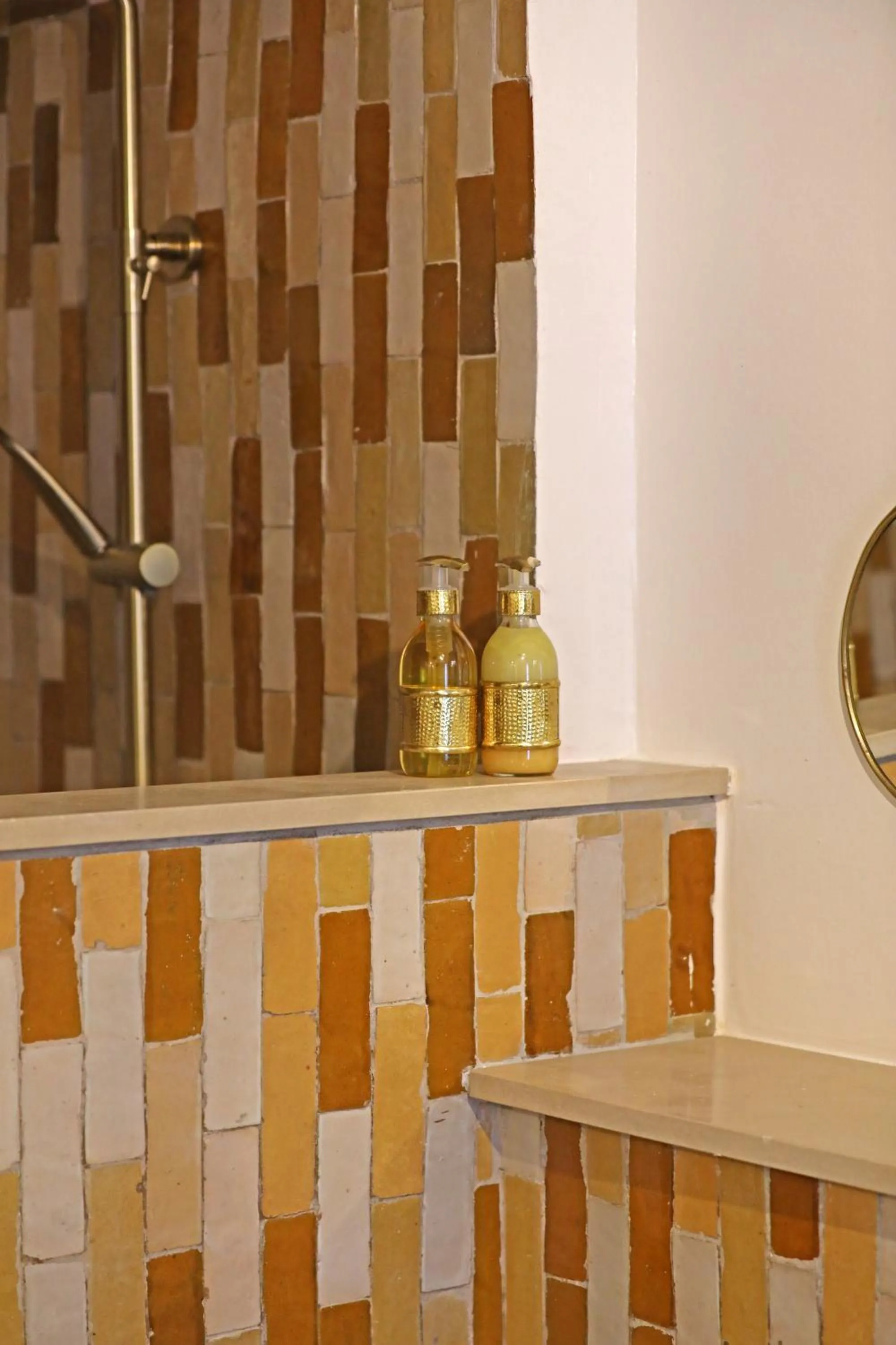 Bathroom in Riad Dar Beldia and Spa