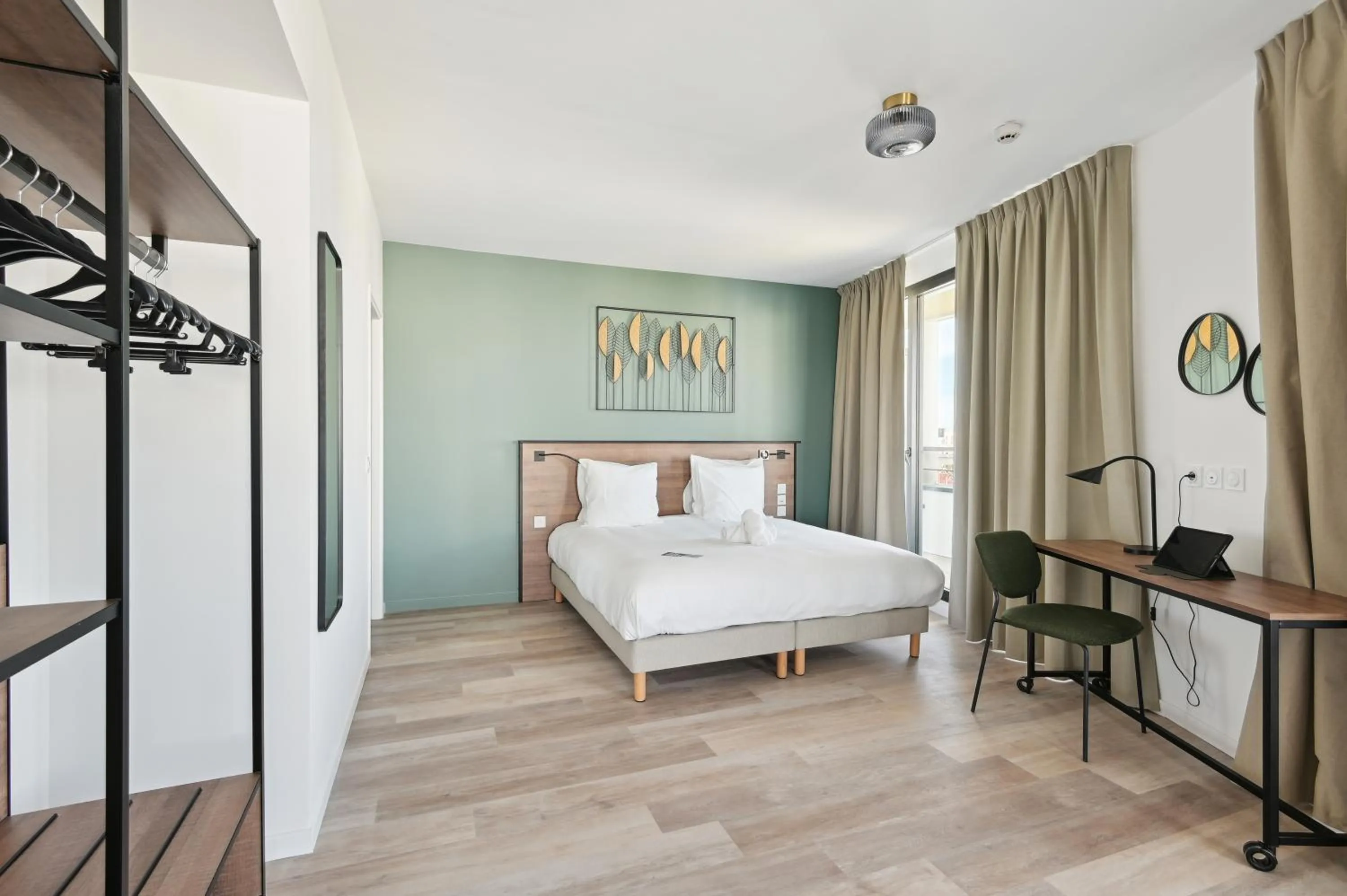 Bed in All Suites Paris Ouest Colombes