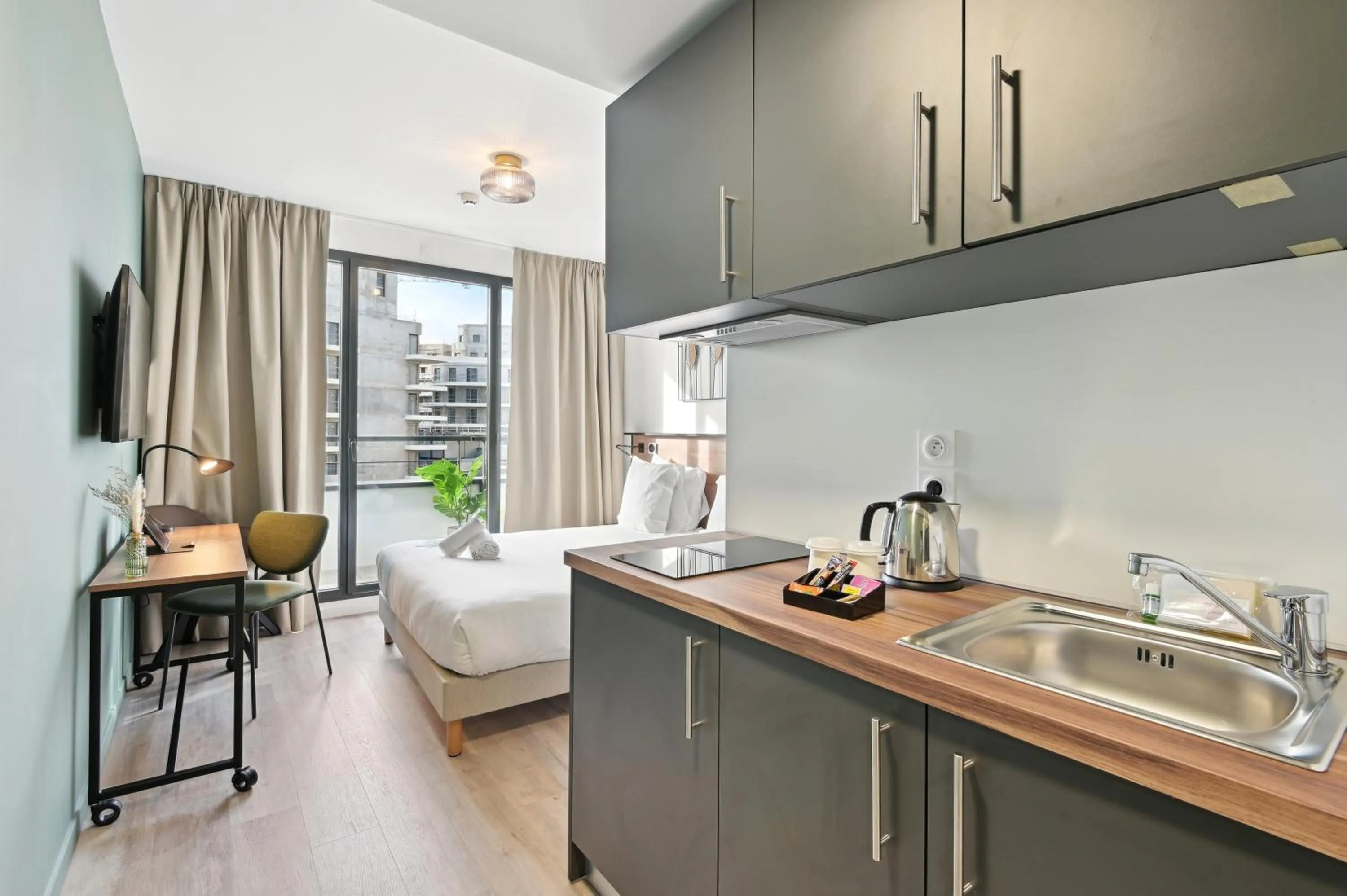 Bed in All Suites Paris Ouest Colombes