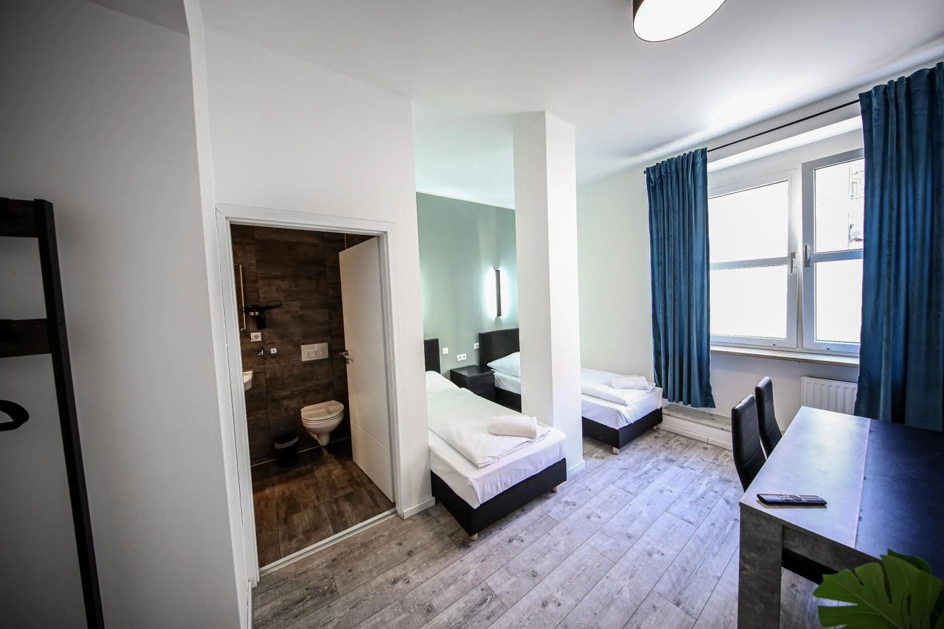 Bed in LUXOMES: Aparthotel Nürnberg Zentrum Süd