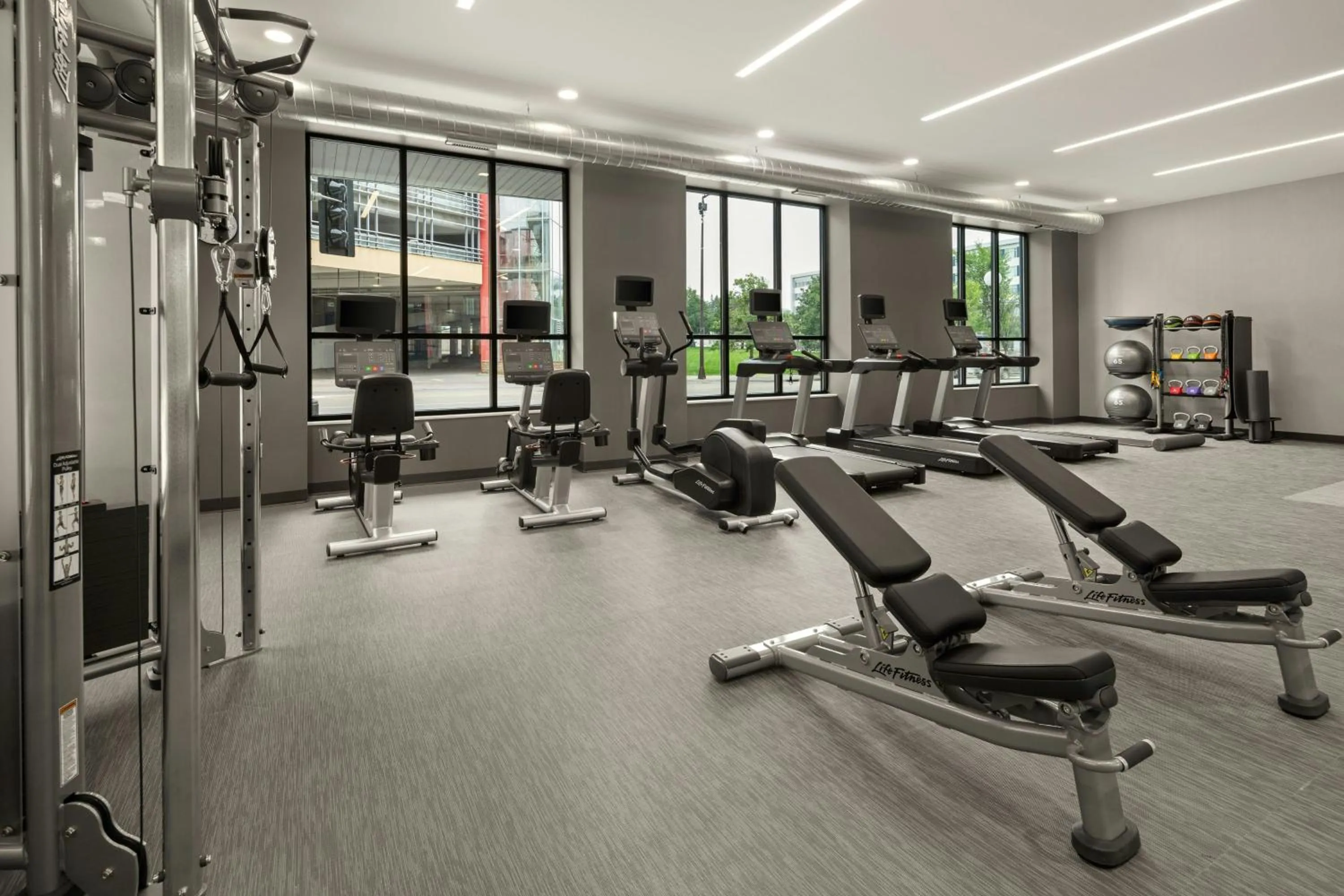 Fitness centre/facilities in Courtyard by Marriott St Paul Downtown