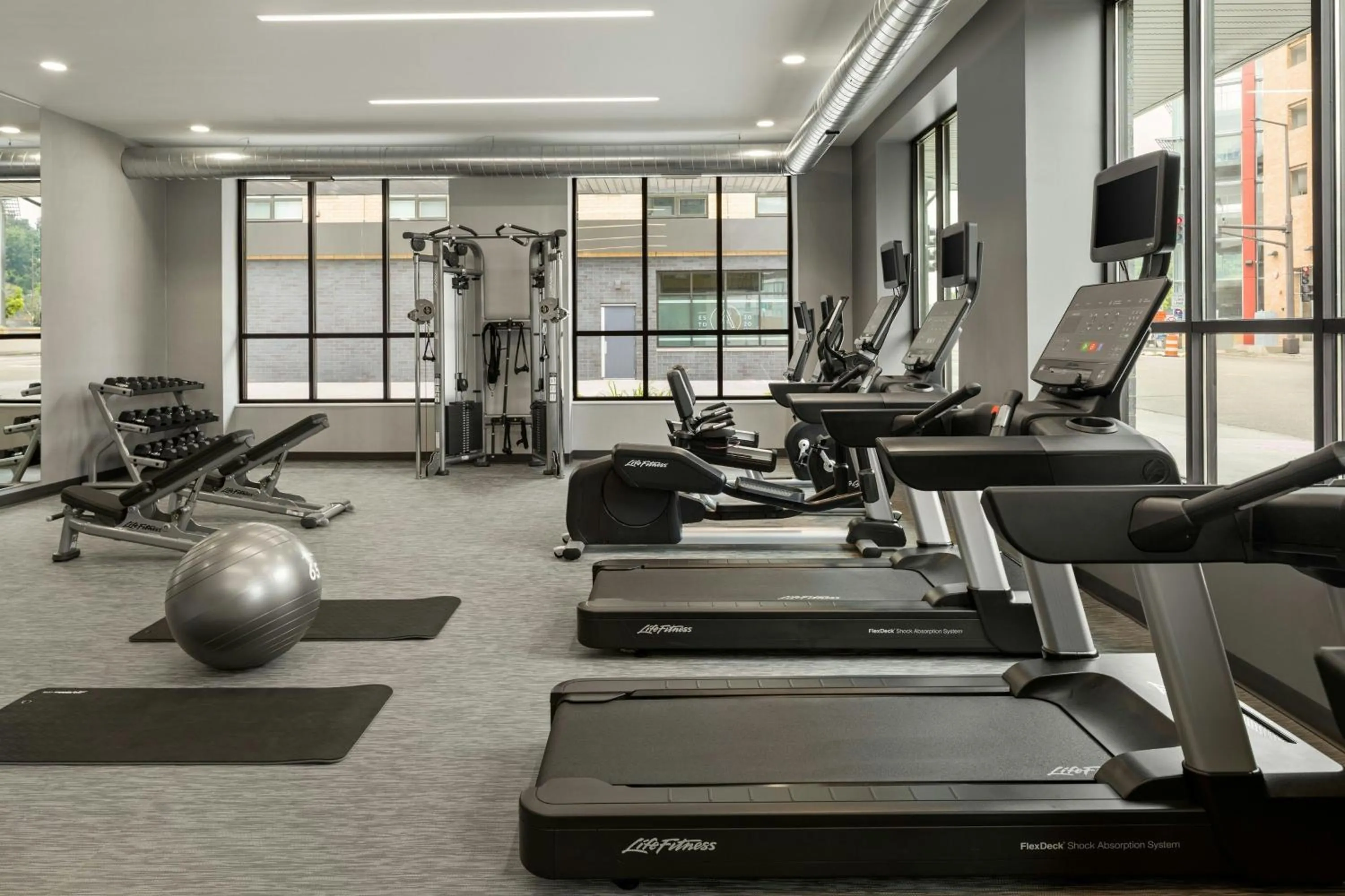 Fitness centre/facilities in Courtyard by Marriott St Paul Downtown