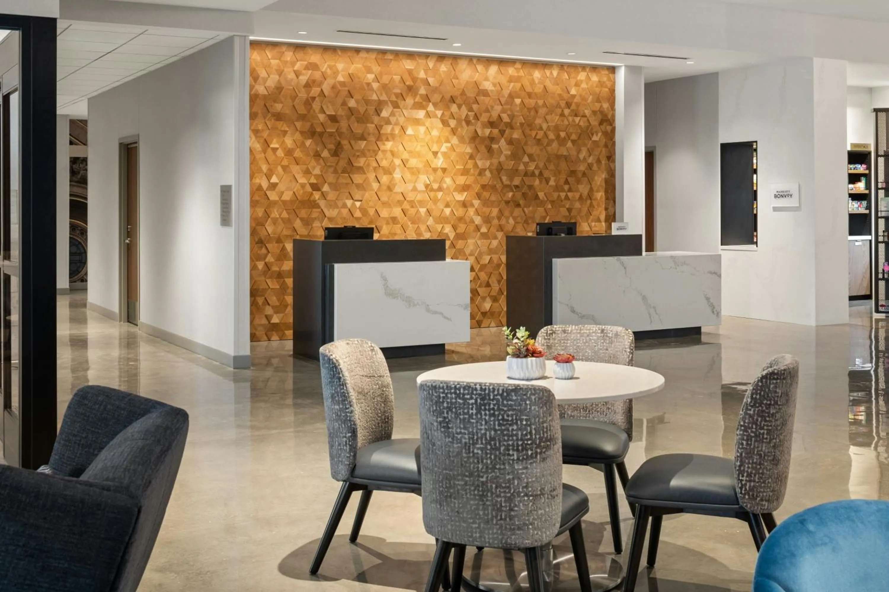 Lobby or reception in Courtyard by Marriott St Paul Downtown