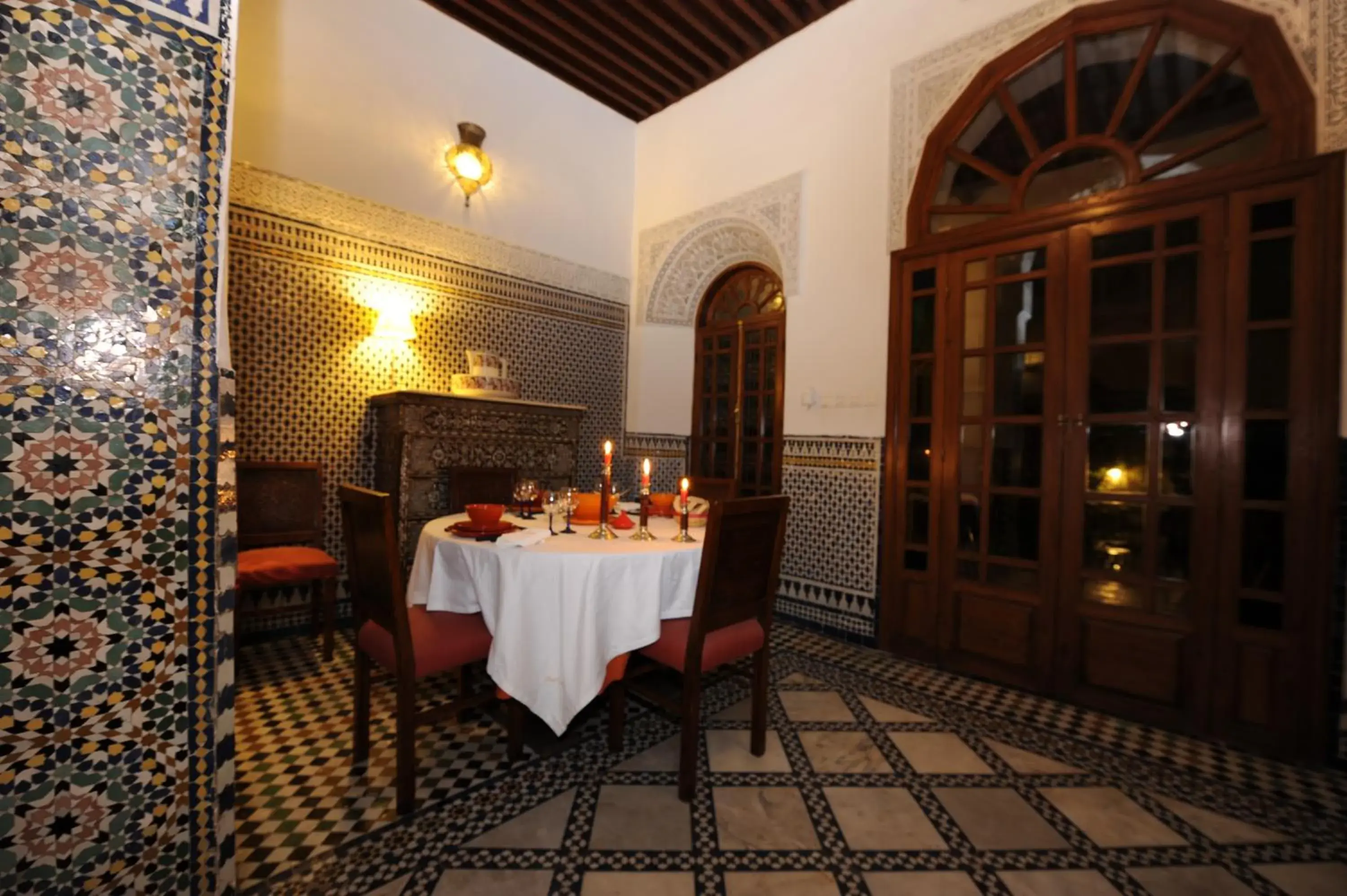 Restaurant/places to eat in Riad Au 20 Jasmins Restaurant/places to eat in Riad Au 20 Jasmins
