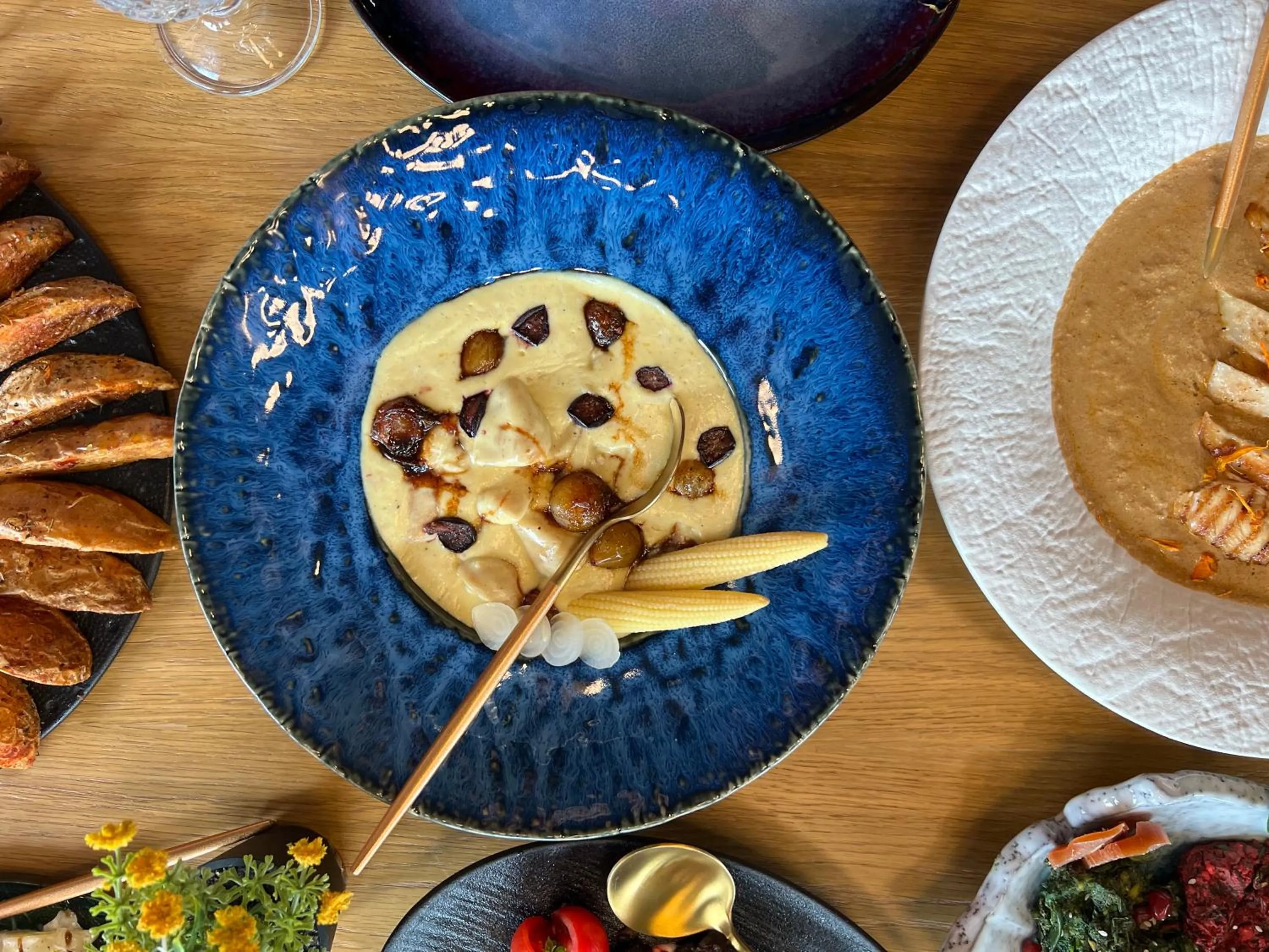 Food in Hotel Memoir Kazbegi by DNT Group