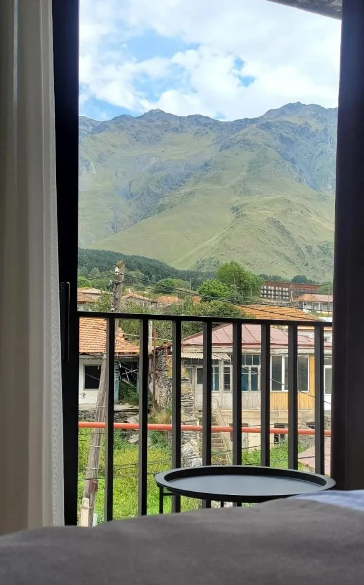 Hotel Memoir Kazbegi by DNT Group