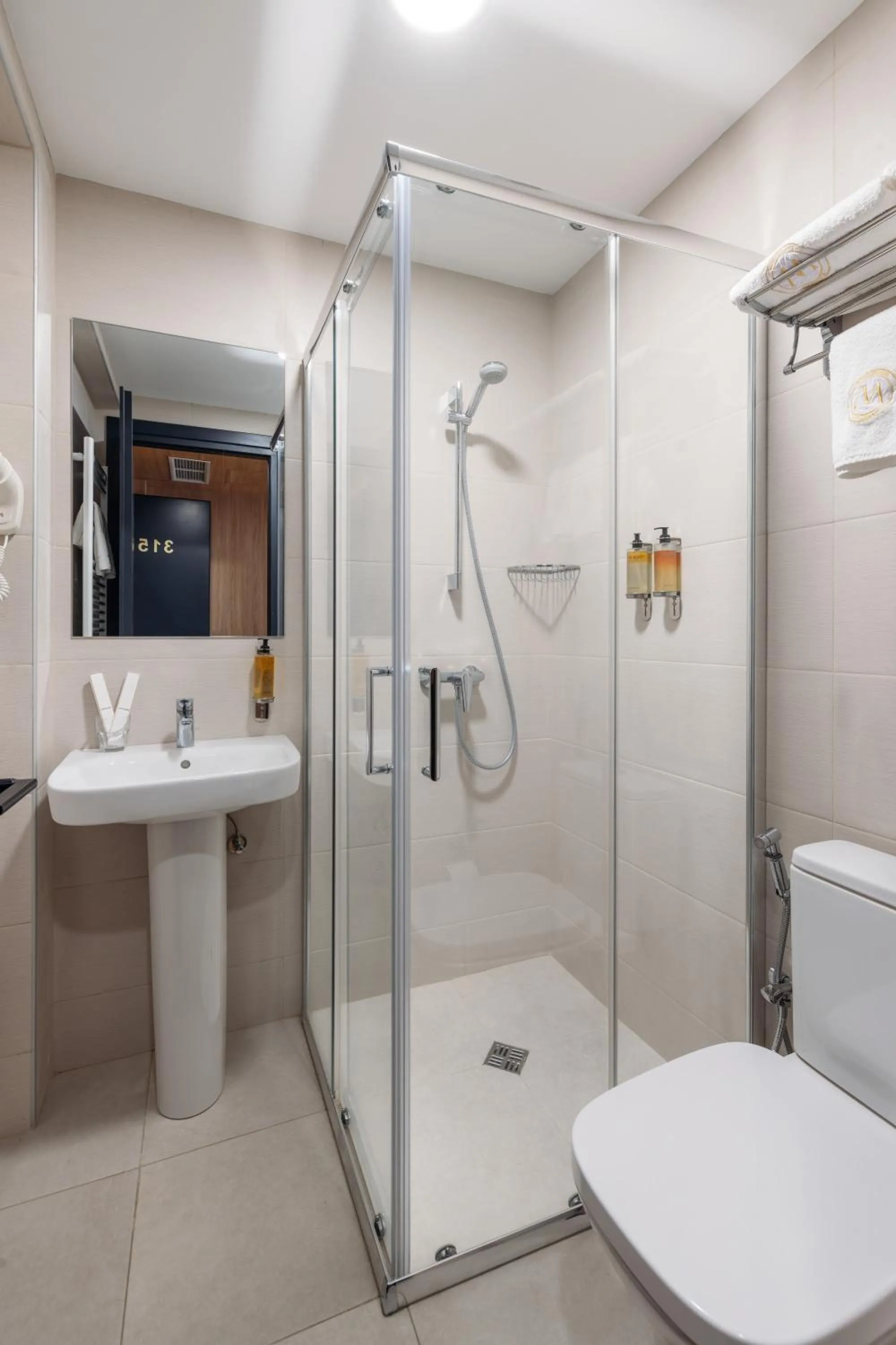 Hotel Memoir Kazbegi by DNT Group