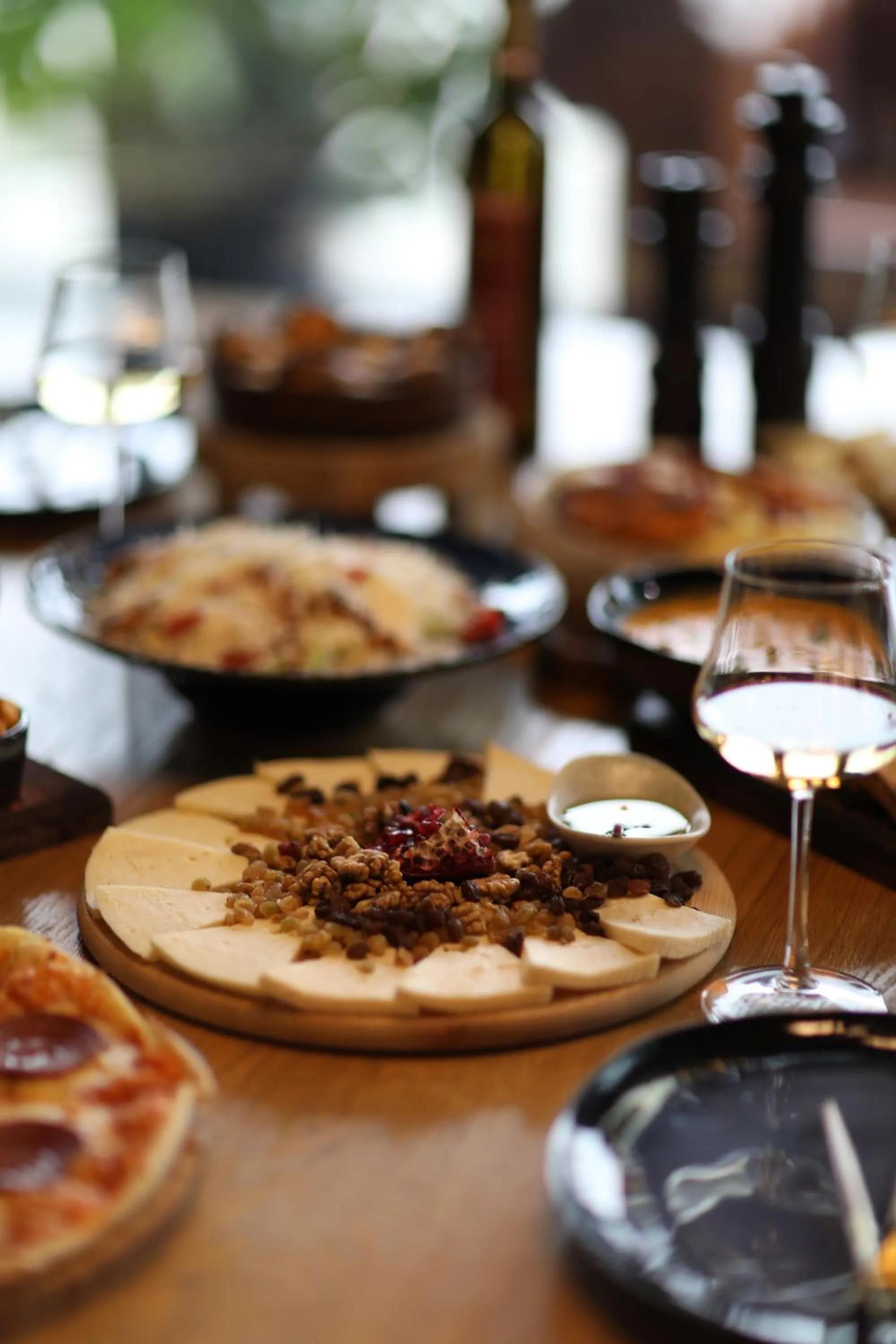 Restaurant/places to eat in Hotel Memoir Kazbegi by DNT Group