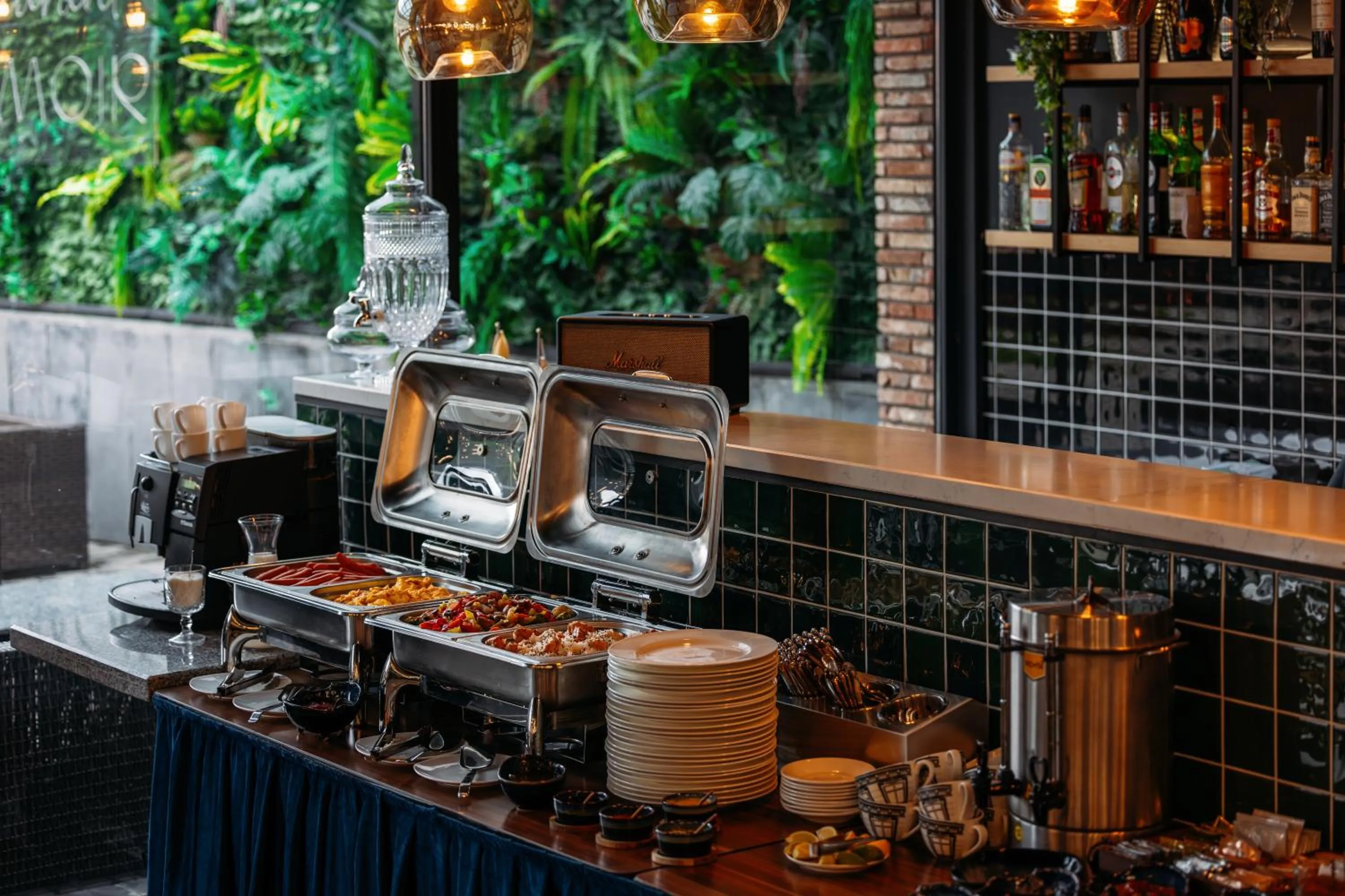 Breakfast in Hotel Memoir Kazbegi by DNT Group