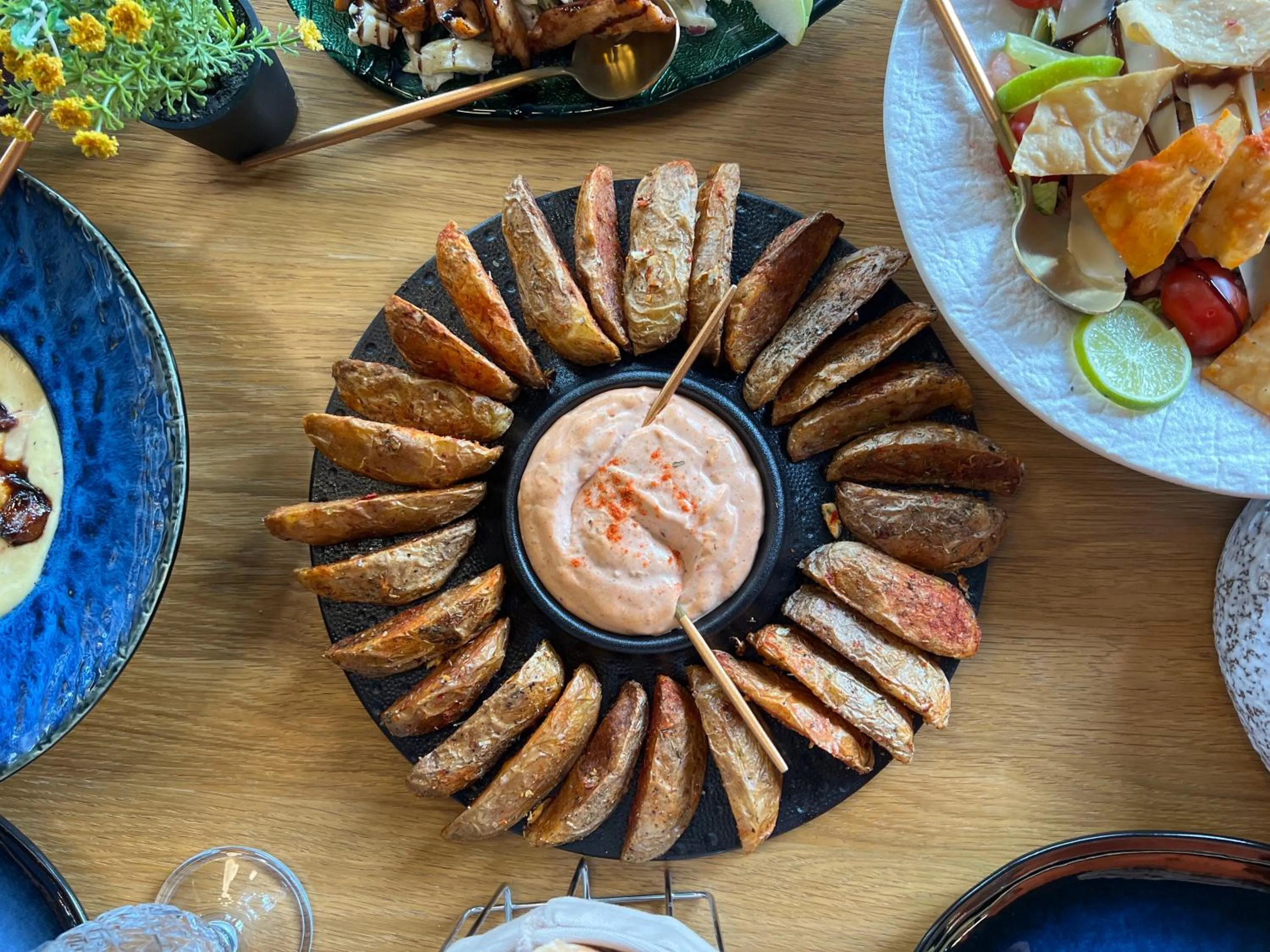 Food in Hotel Memoir Kazbegi by DNT Group