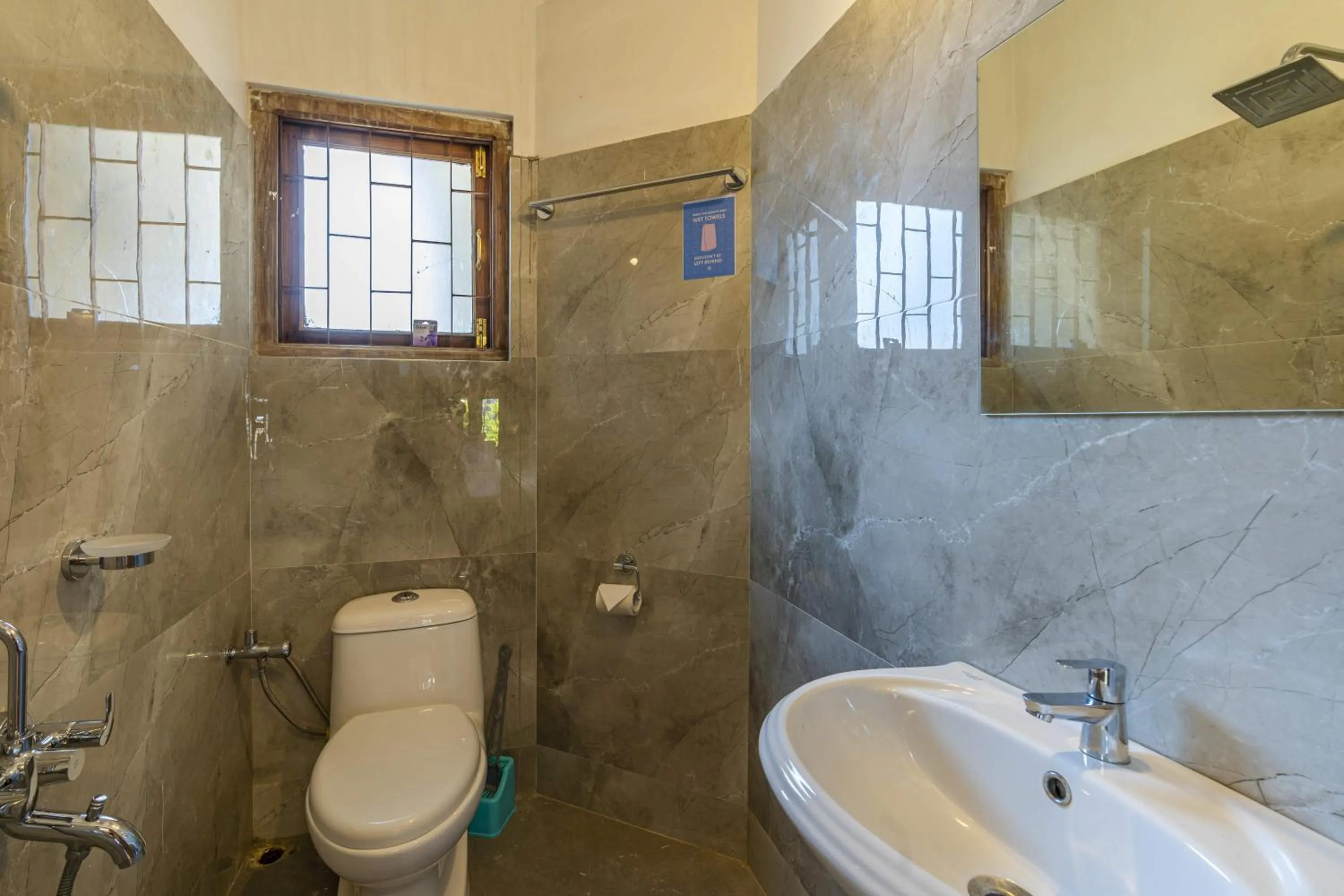 Bathroom in Zostel Shillong