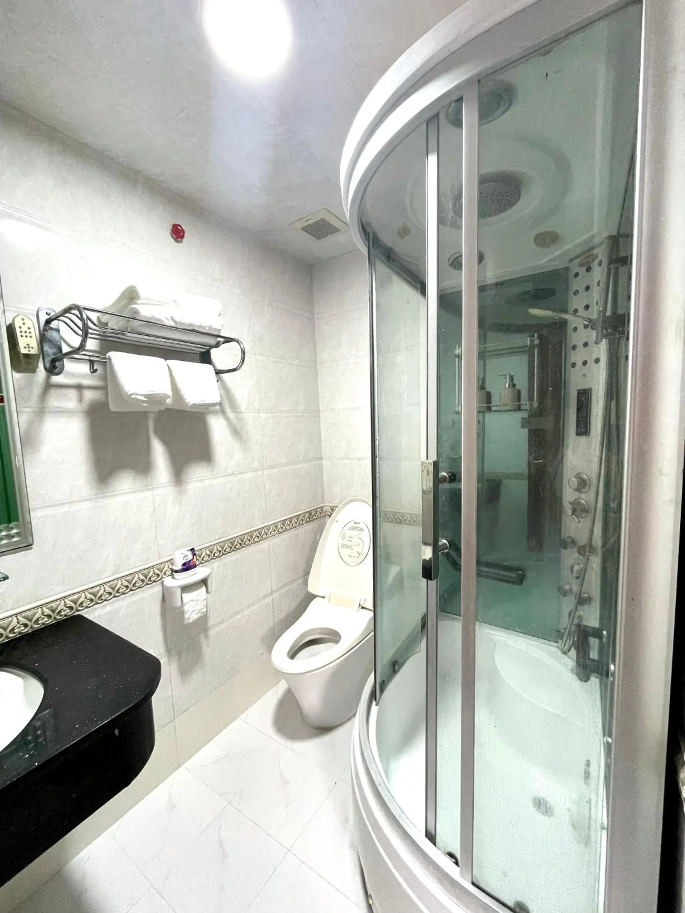 Toilet in LIBRA HOTEL Toilet in LIBRA HOTEL