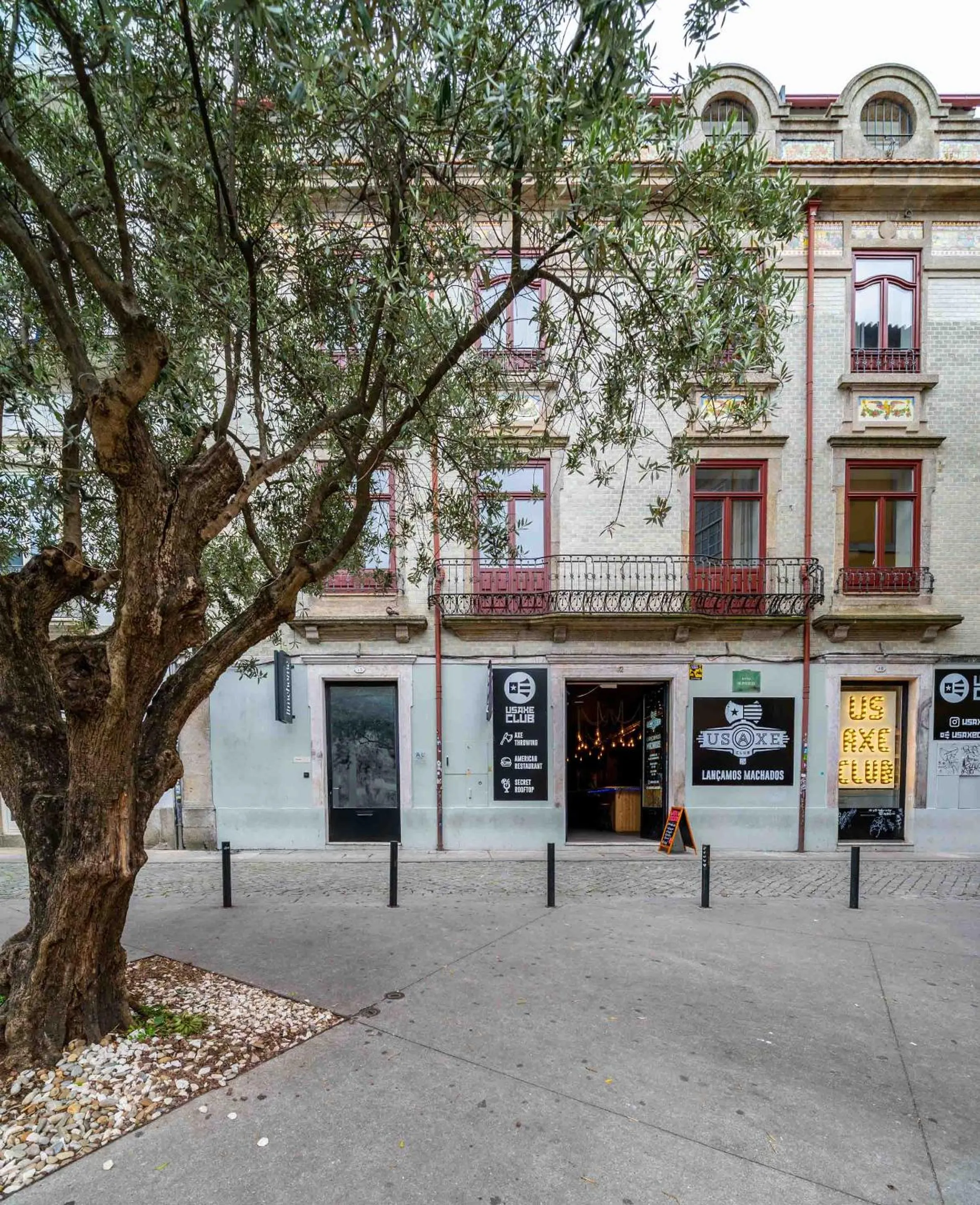 Property building in Limehome Porto Rua Das Oliveiras