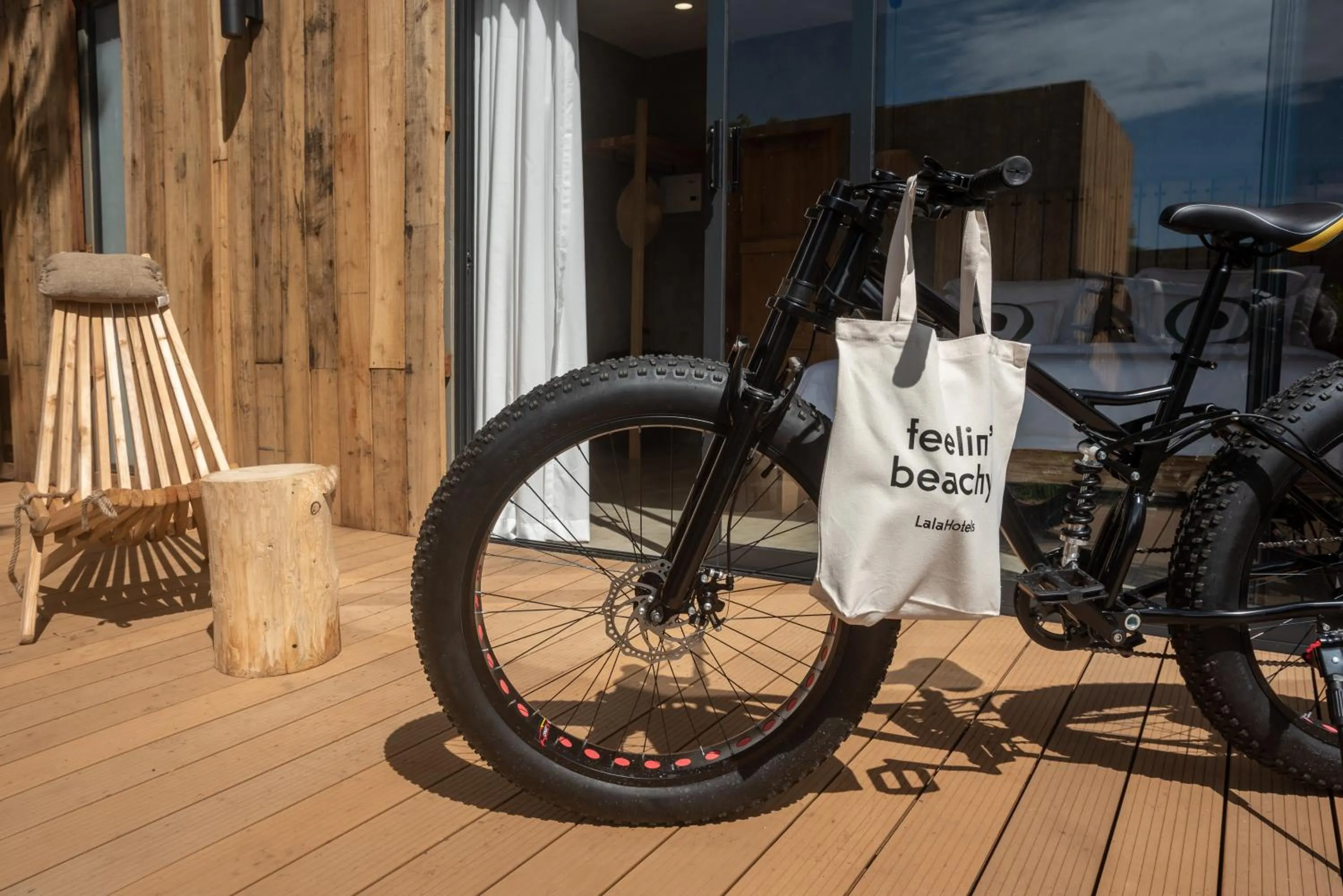 Balcony/Terrace in LalaGalu - Beachfront EcoCabins