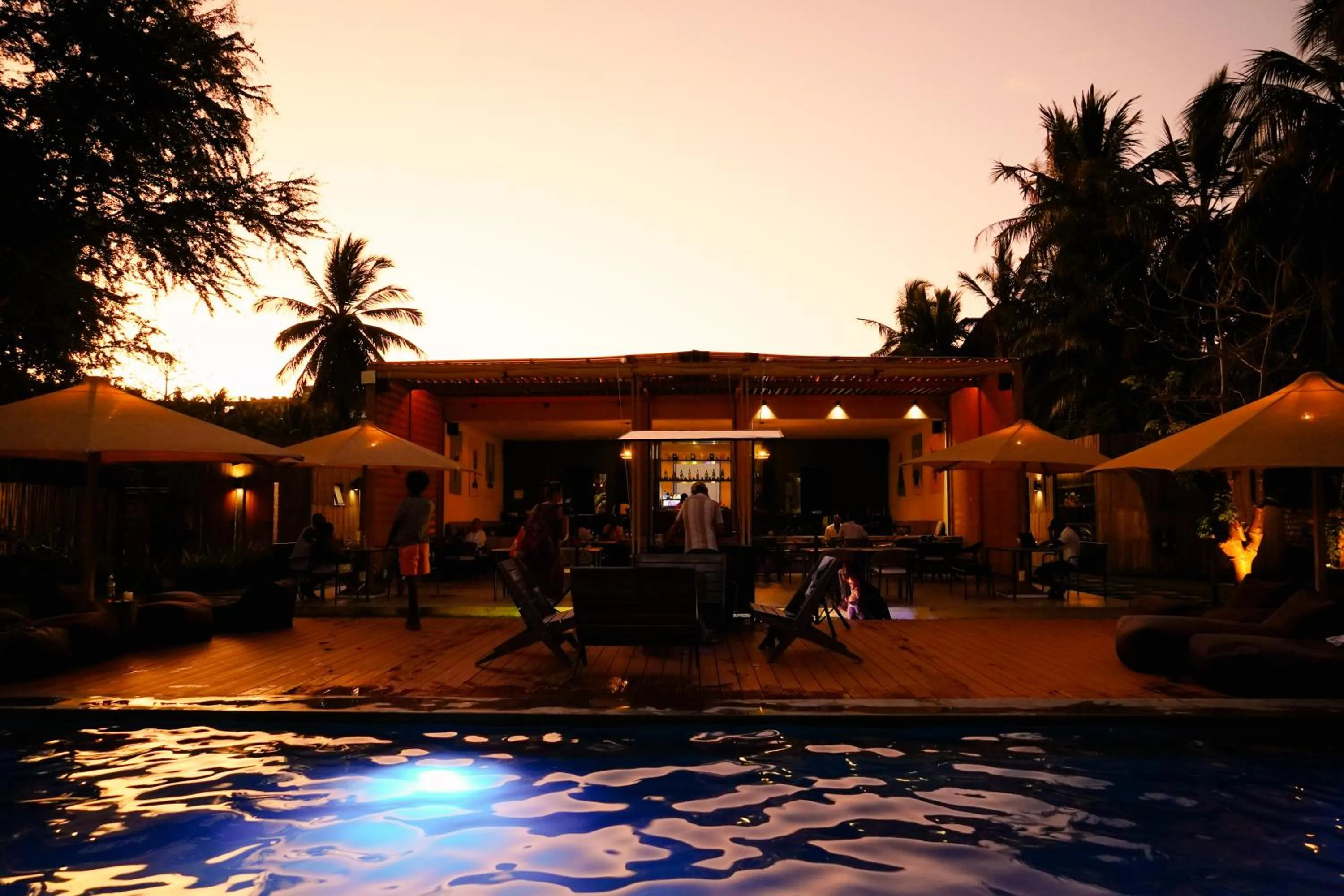 LalaGalu - Beachfront EcoCabins