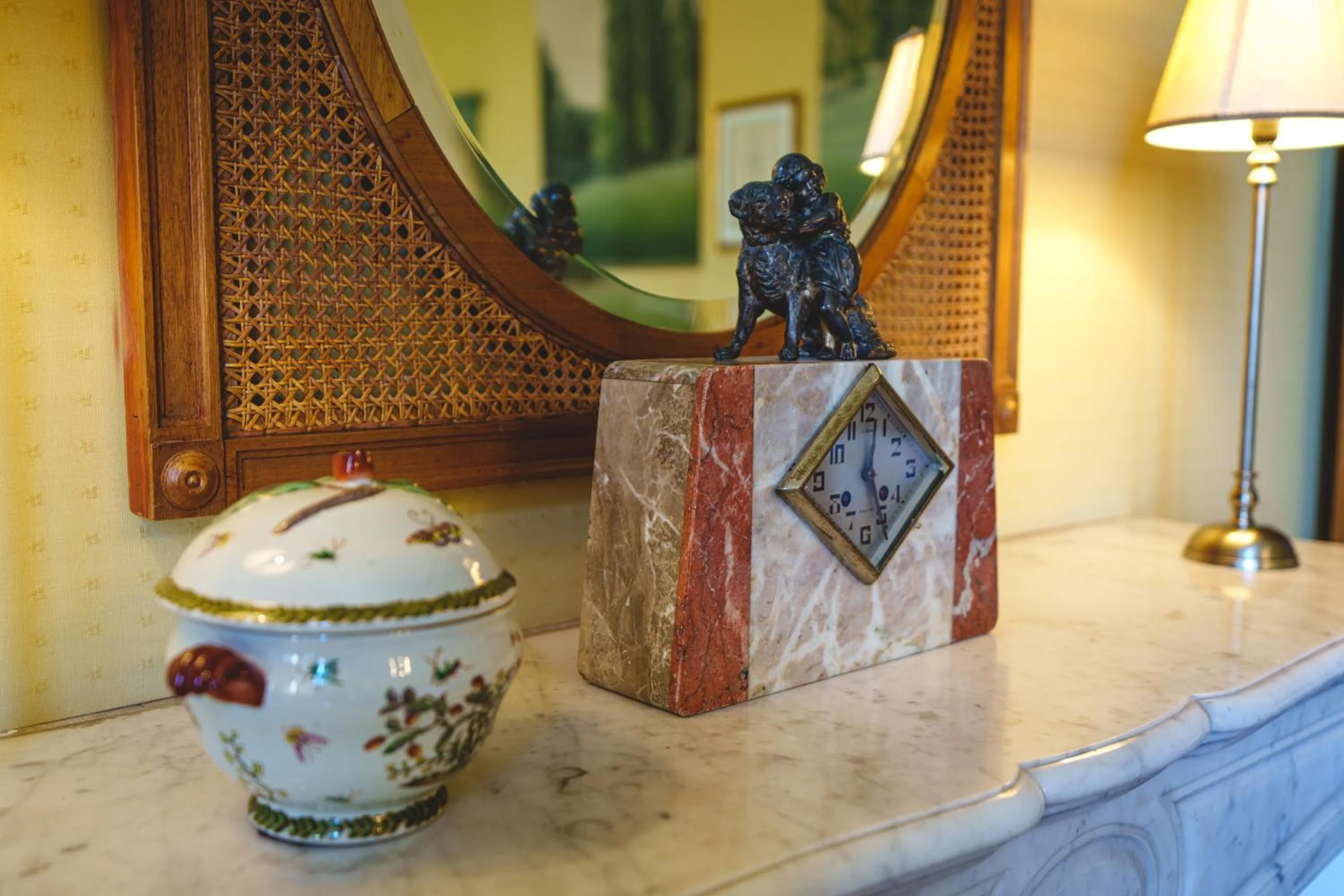 Decorative detail in Château La Comtesse de Loire & Spa