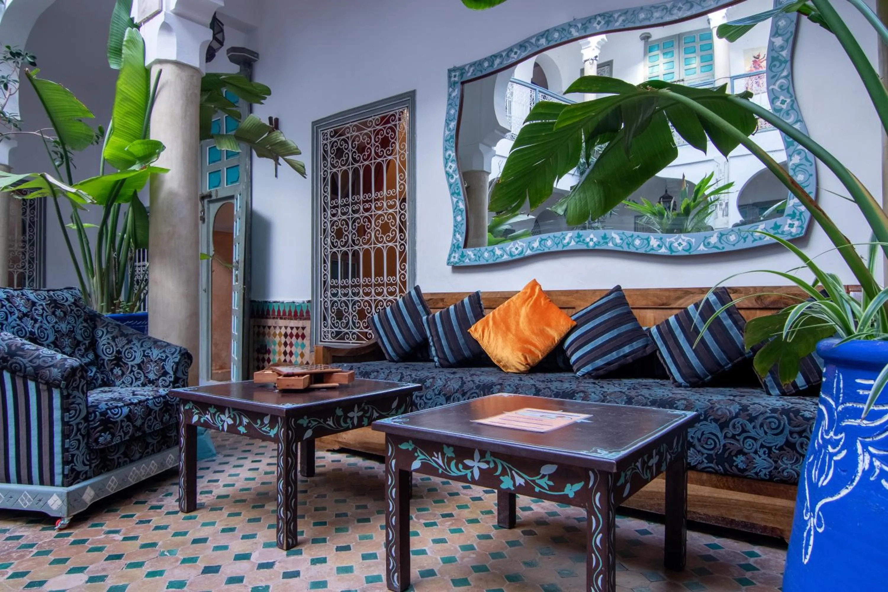 Patio in Riad Zinoun & Spa 11 Rooms