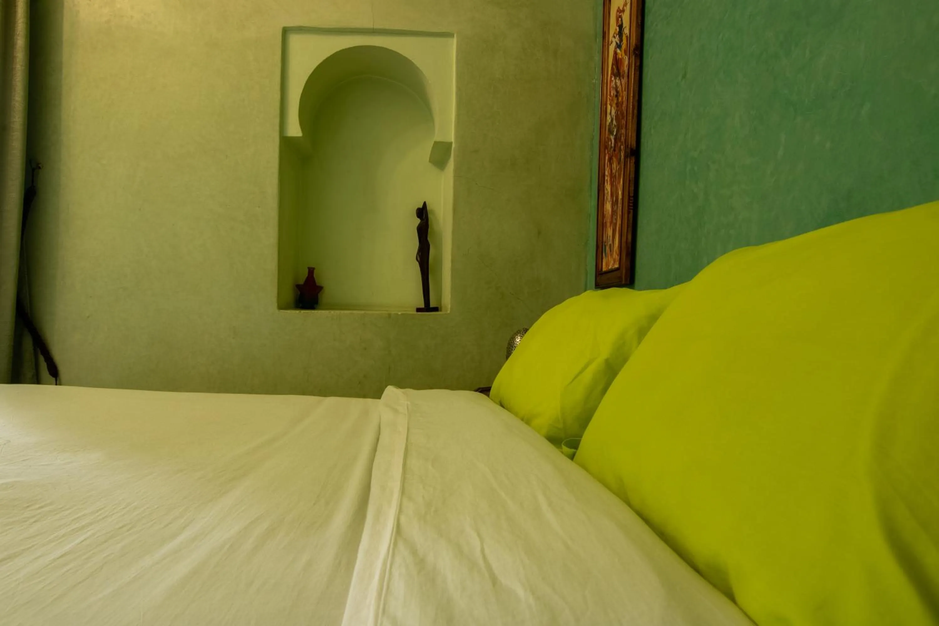 Bed in Riad Zinoun & Spa 11 Rooms