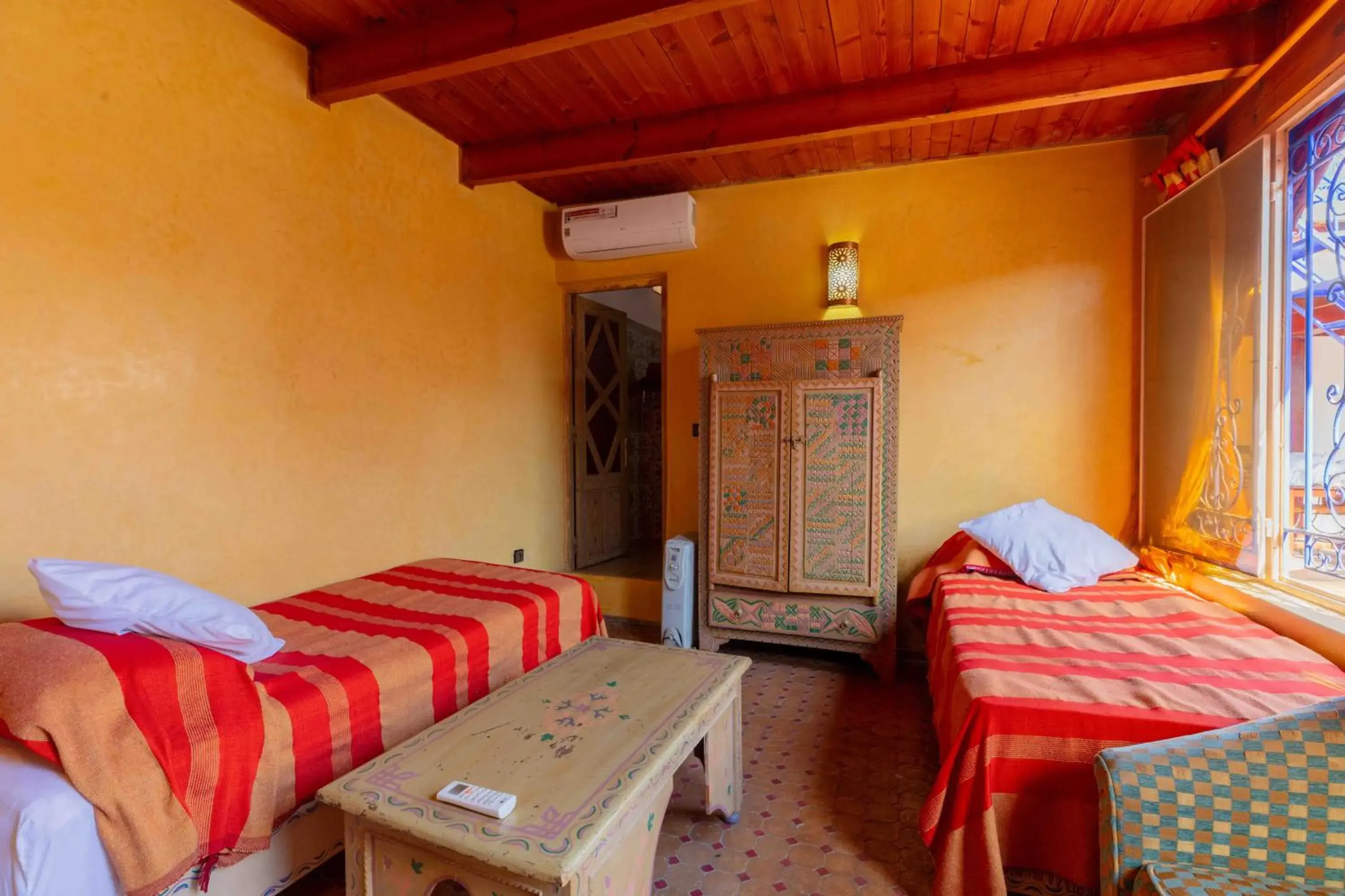 Quadruple Room in Riad Zinoun & Spa 11 Rooms Quadruple Room in Riad Zinoun & Spa 11 Rooms