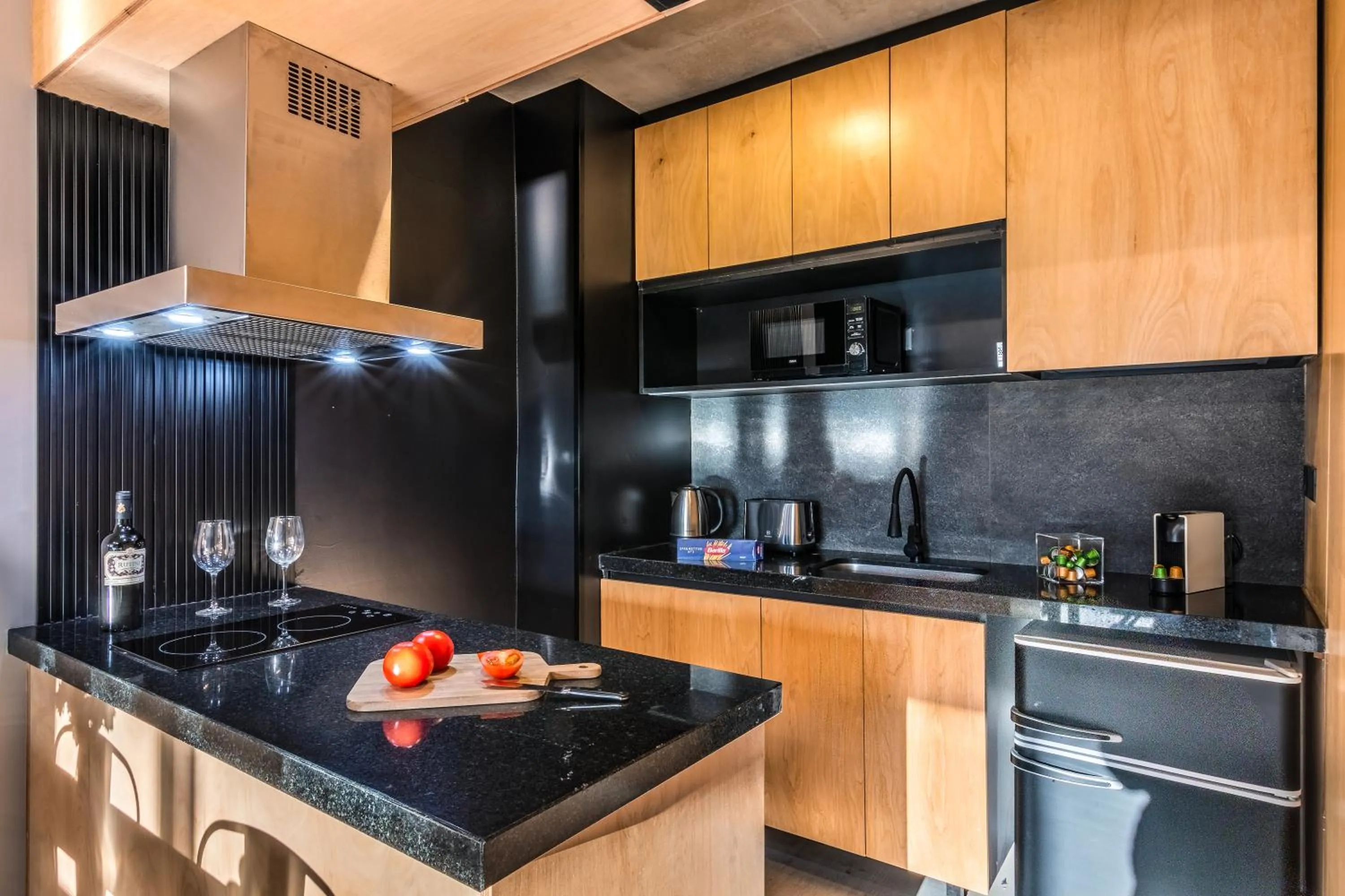 Coffee/tea facilities in Deluxe Apartments in Palermo - by BueRentals