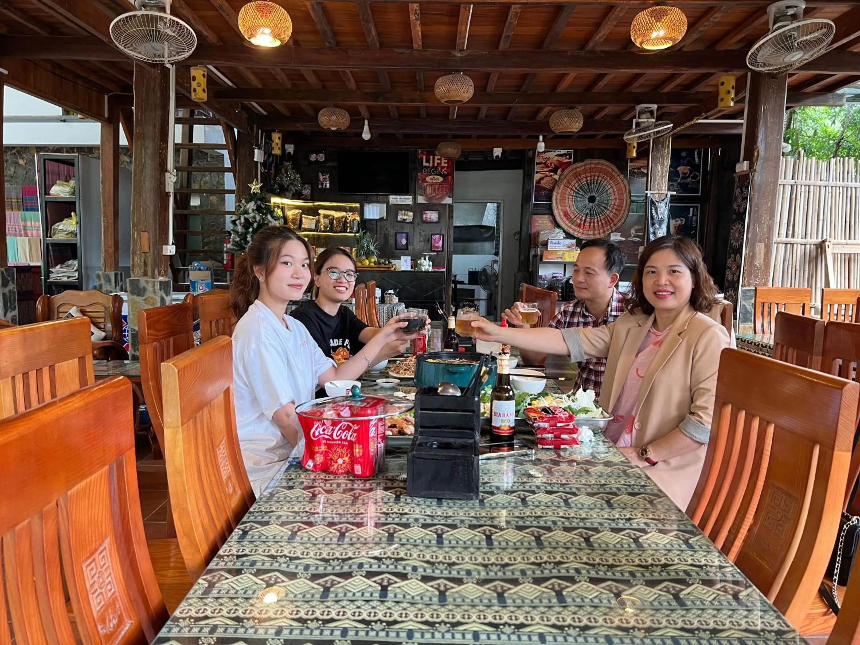 Restaurant/places to eat in Mai Châu Happy House