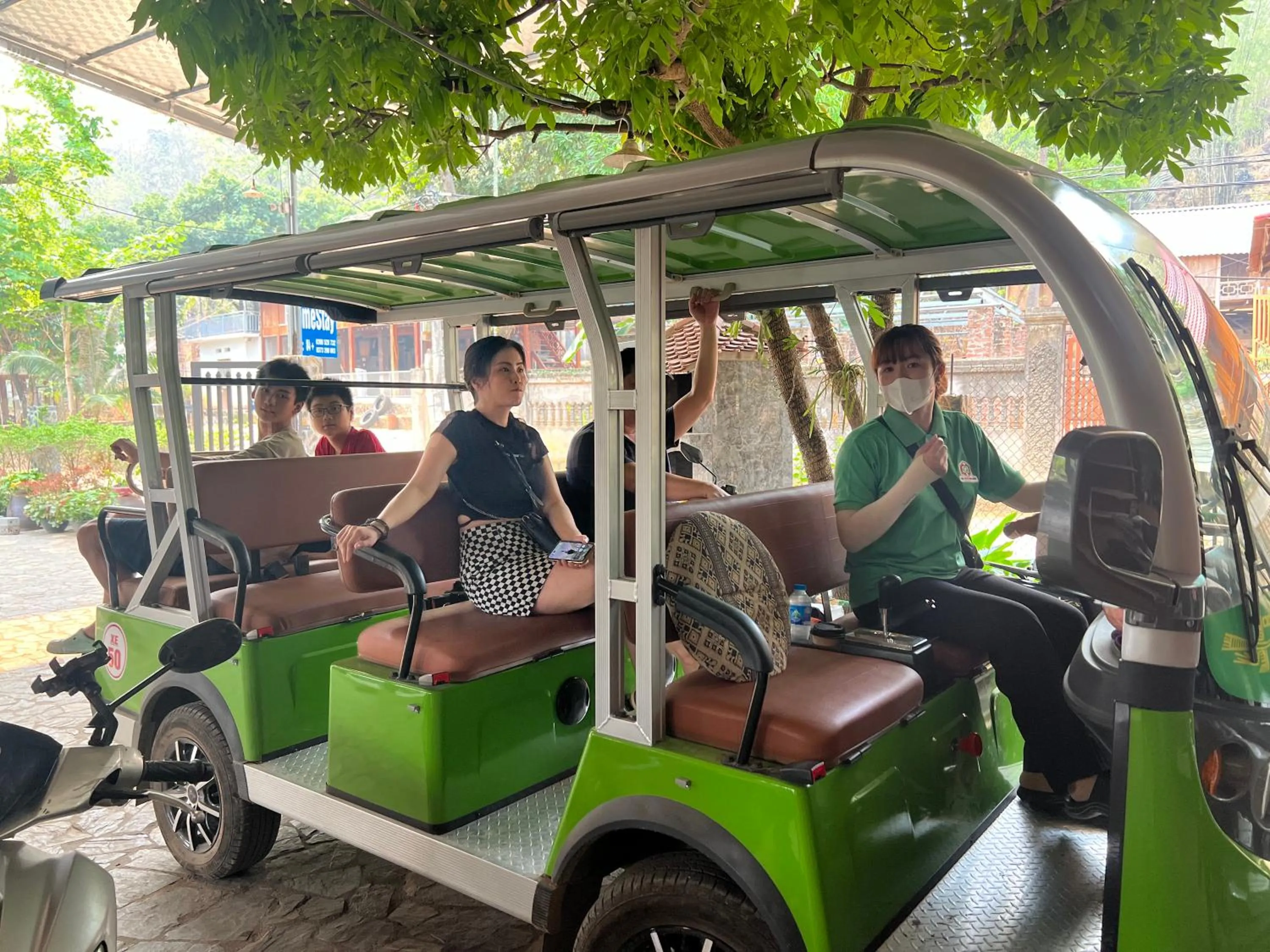 group of guests in Mai Châu Happy House