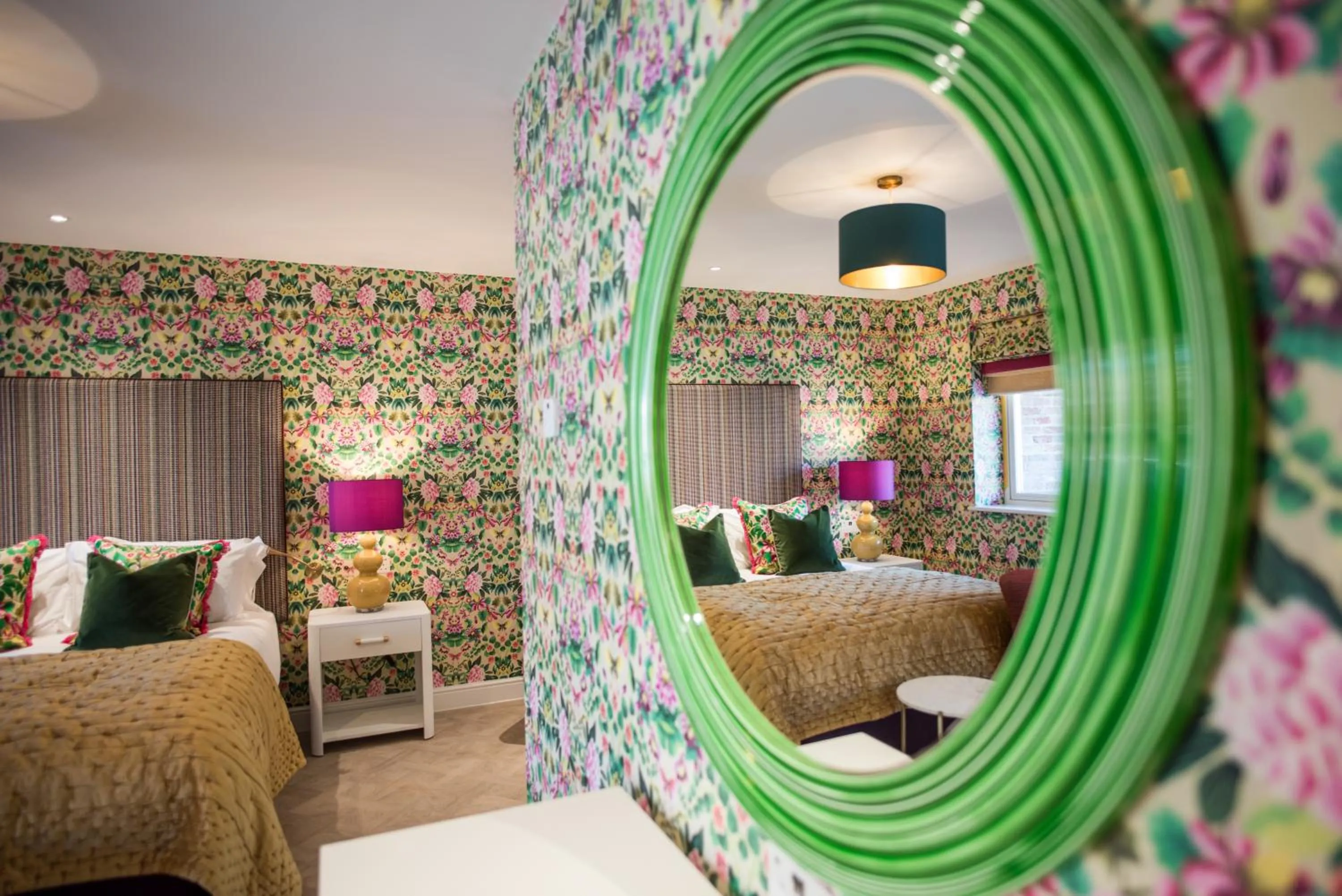 Bed in Dewars Restaurant and Rooms