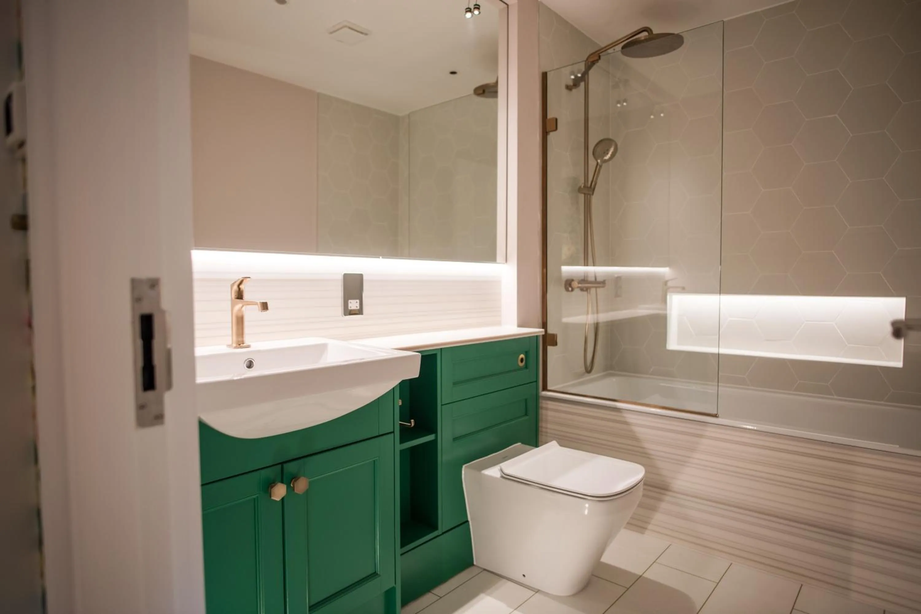 Dewars Restaurant and Rooms