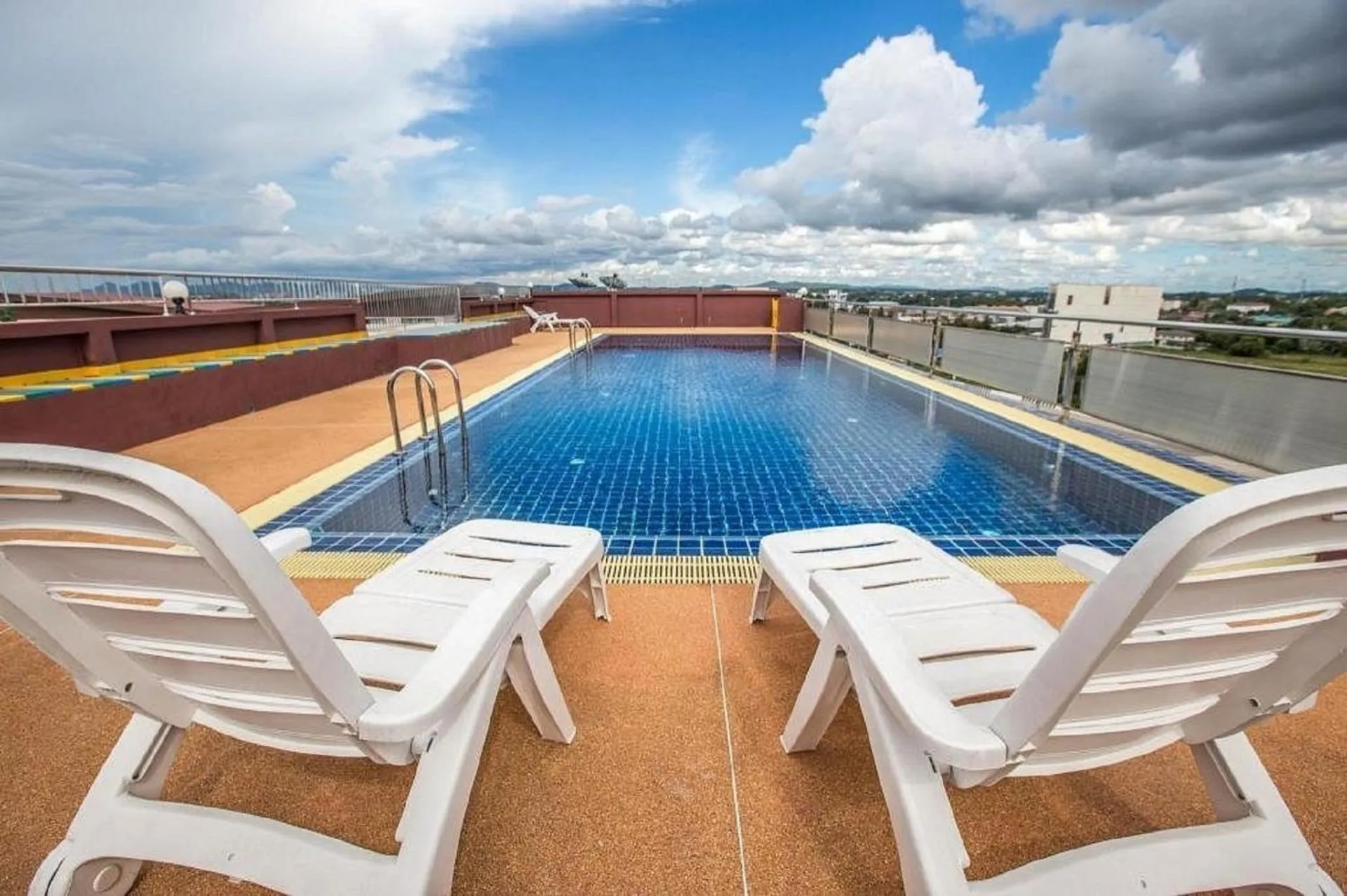 Swimming pool in CK Resort Pattaya