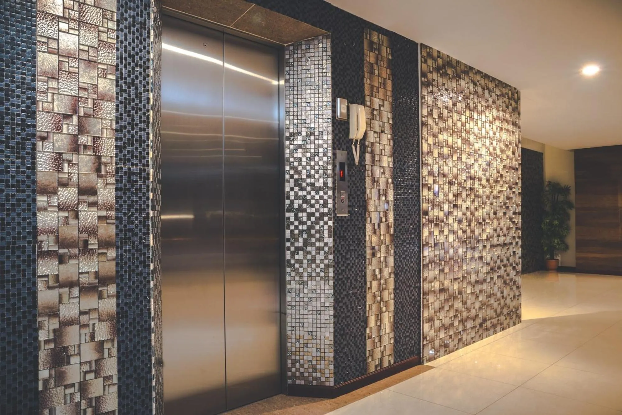 elevator in CK Resort Pattaya