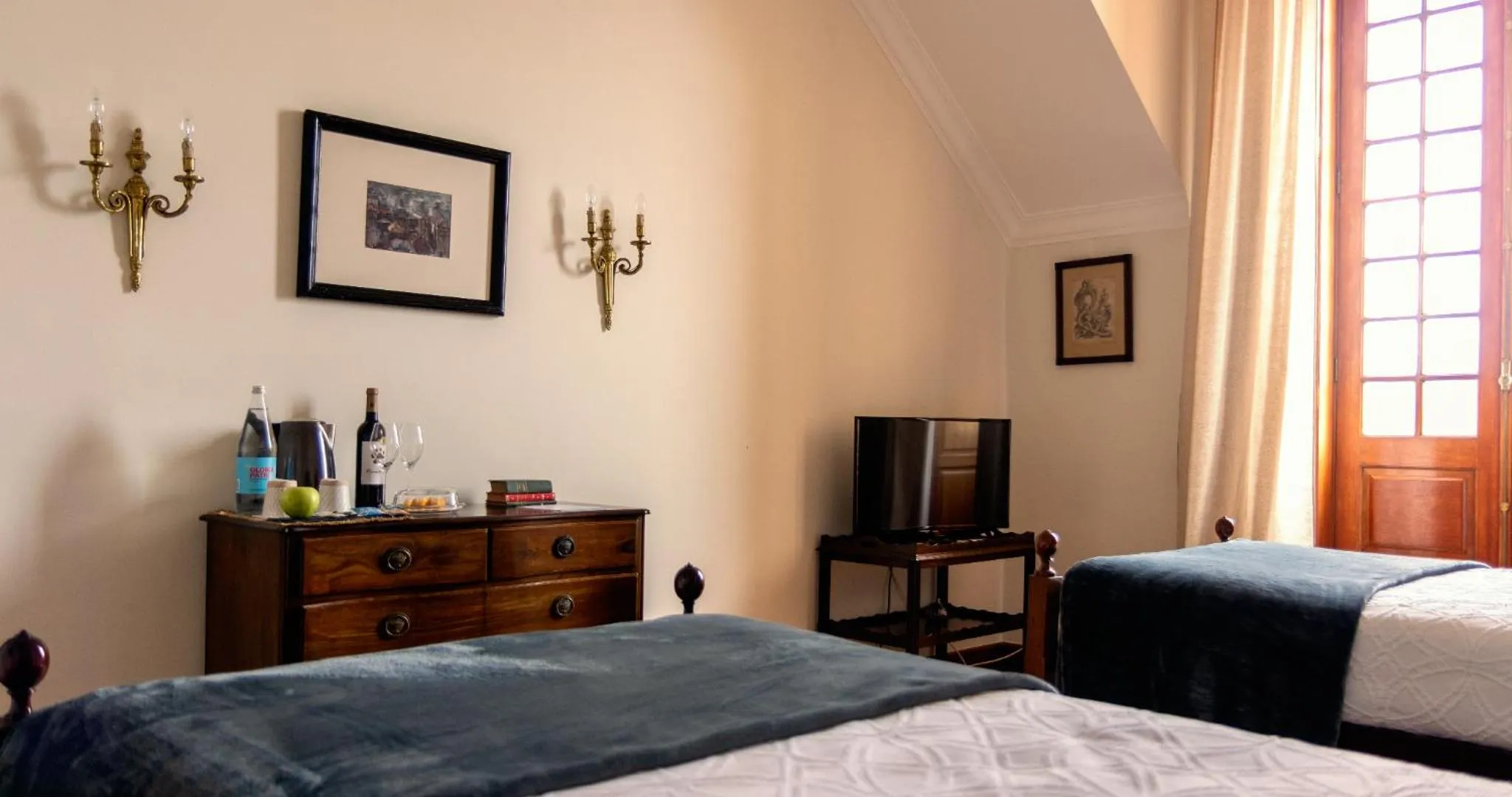 Bedroom, Bed in Quinta da Nasce Água