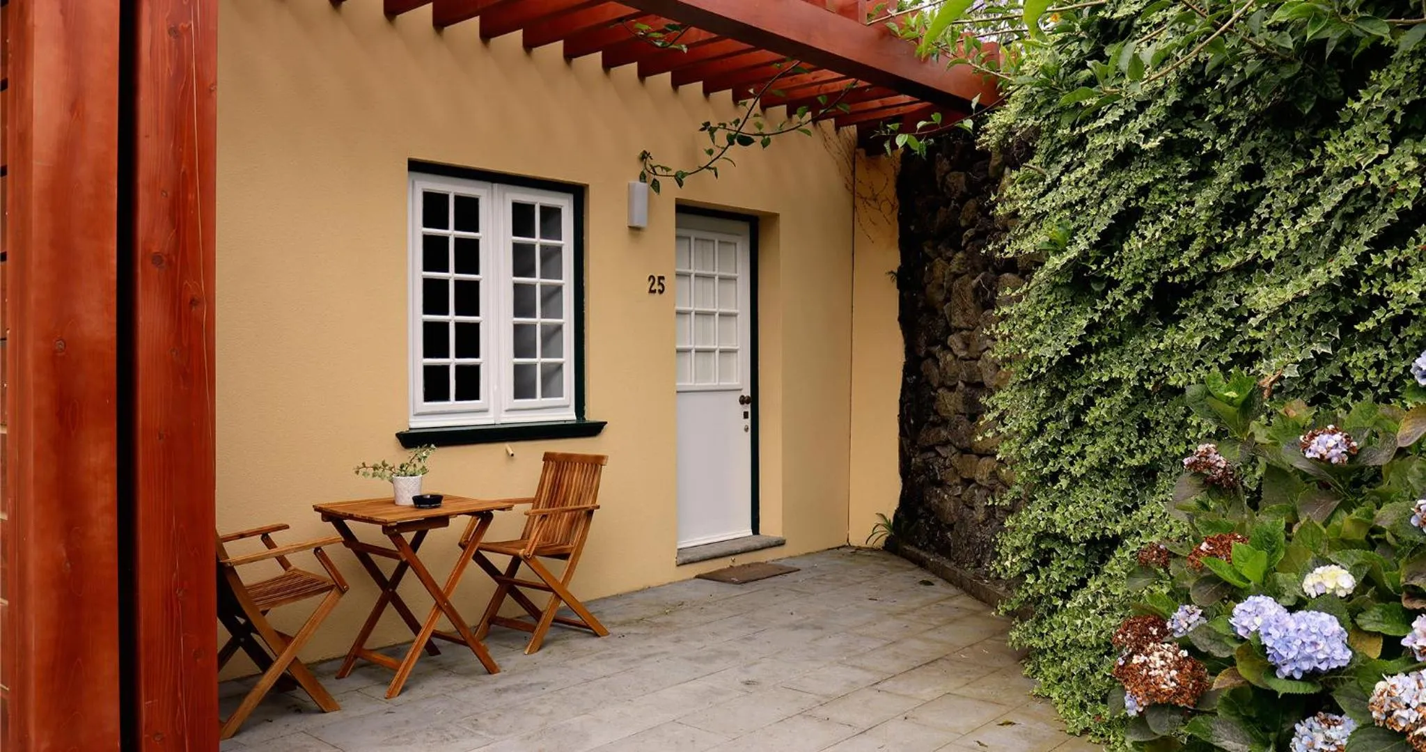 Facade/entrance in Quinta da Nasce Água