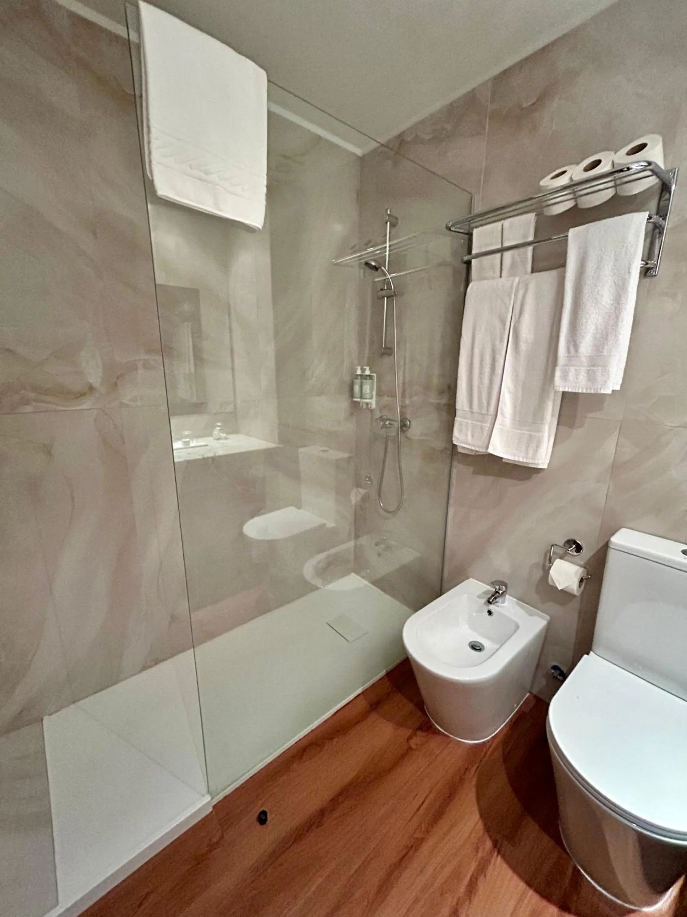 Toilet in Quinta da Nasce Água