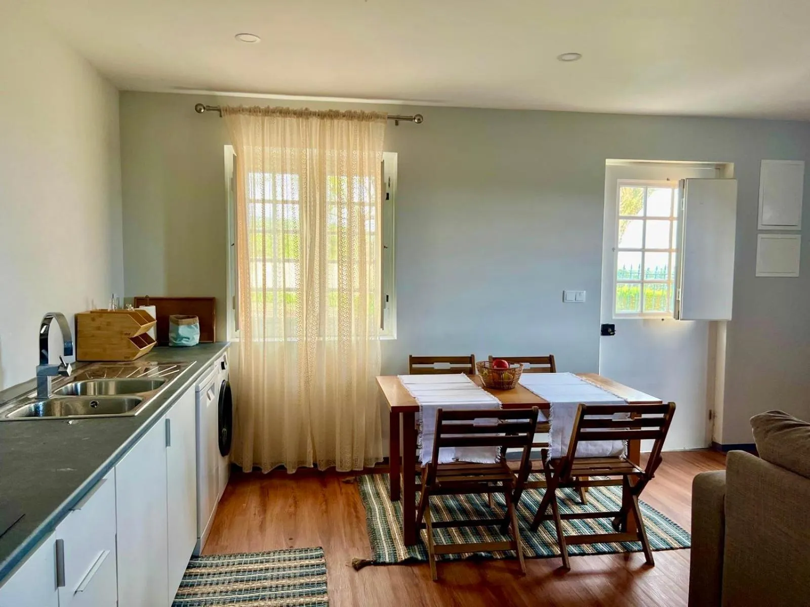 Kitchen or kitchenette in Quinta da Nasce Água
