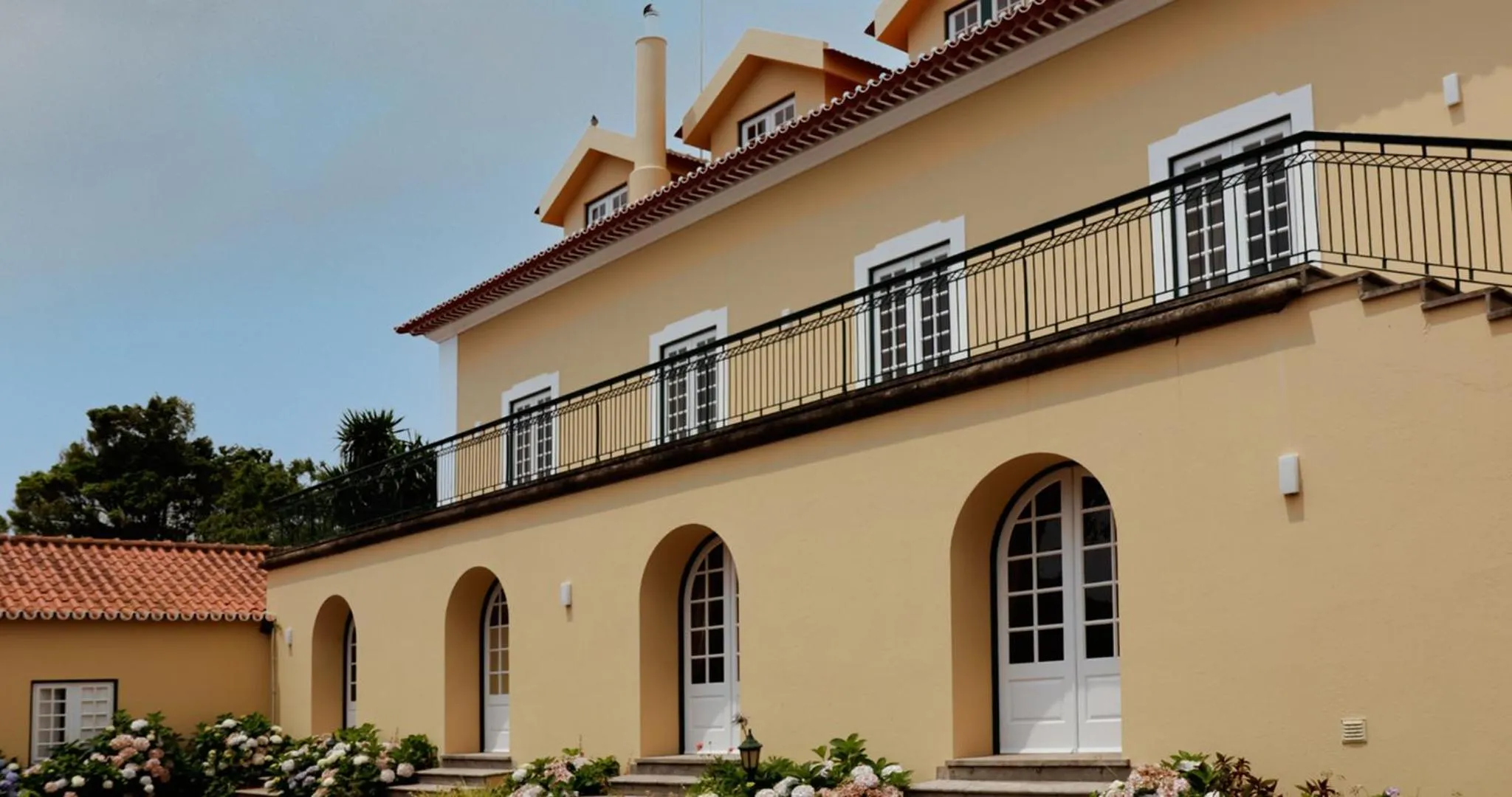 Facade/entrance in Quinta da Nasce Água