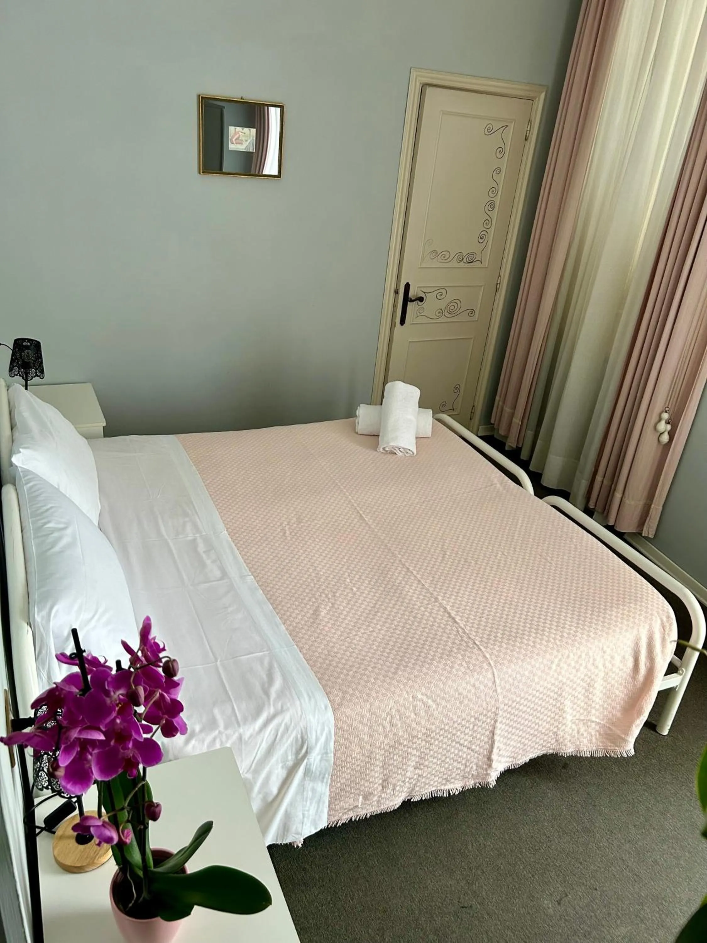 Bed in HOTEL LA LOGGIA