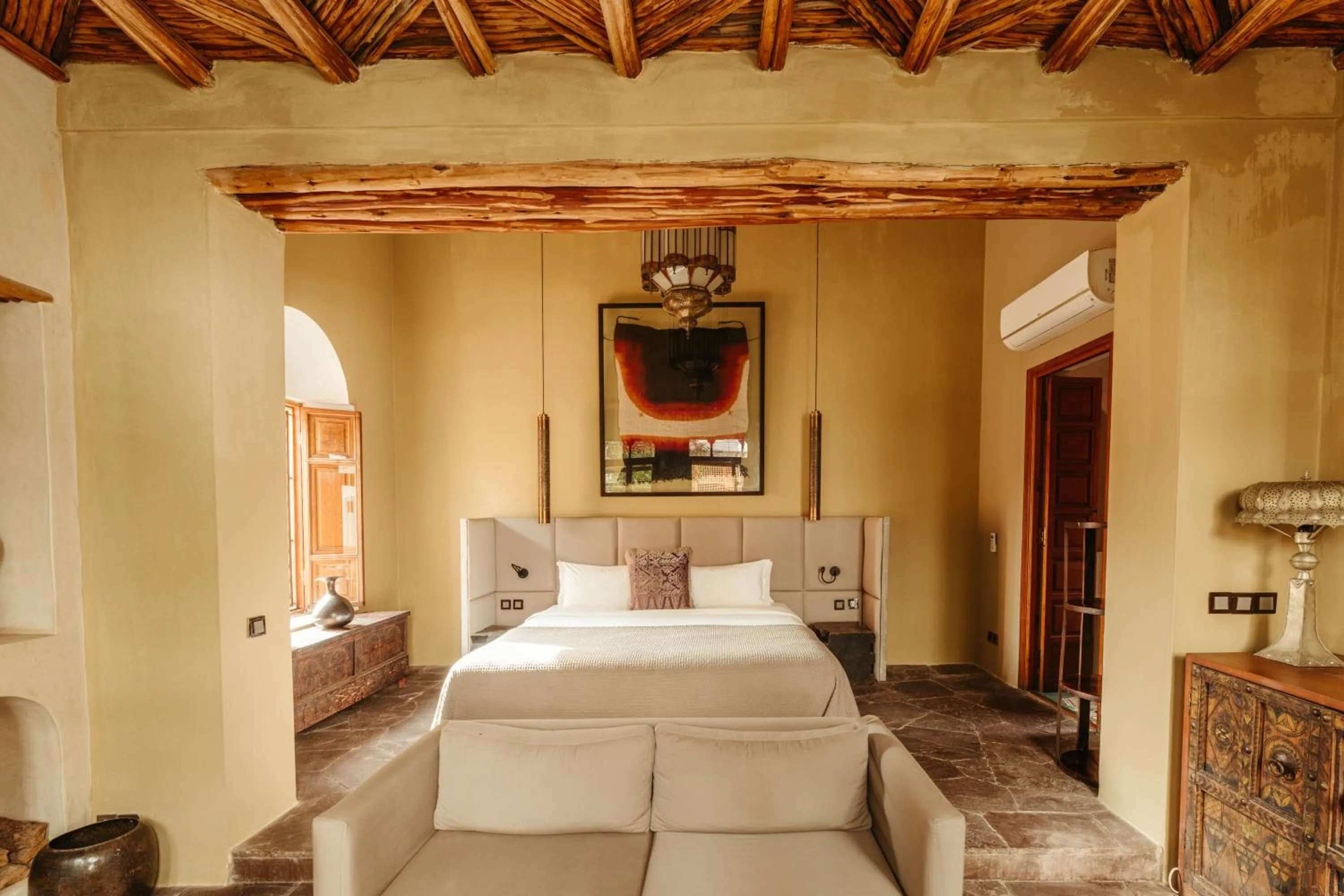 Bedroom, Bed in Ryad Dyor