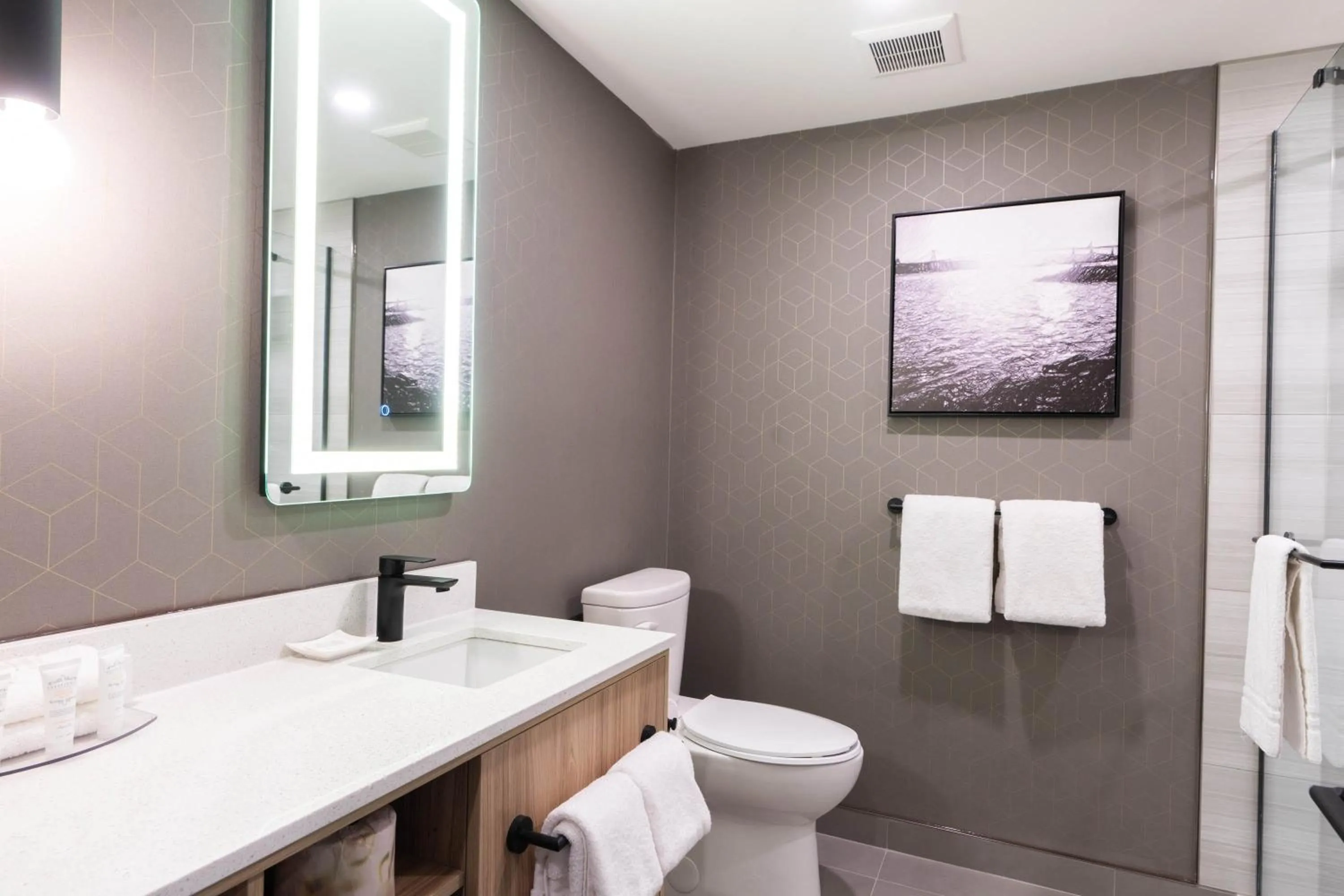 Bathroom in Sandman Signature Dartmouth Hotel & Suites